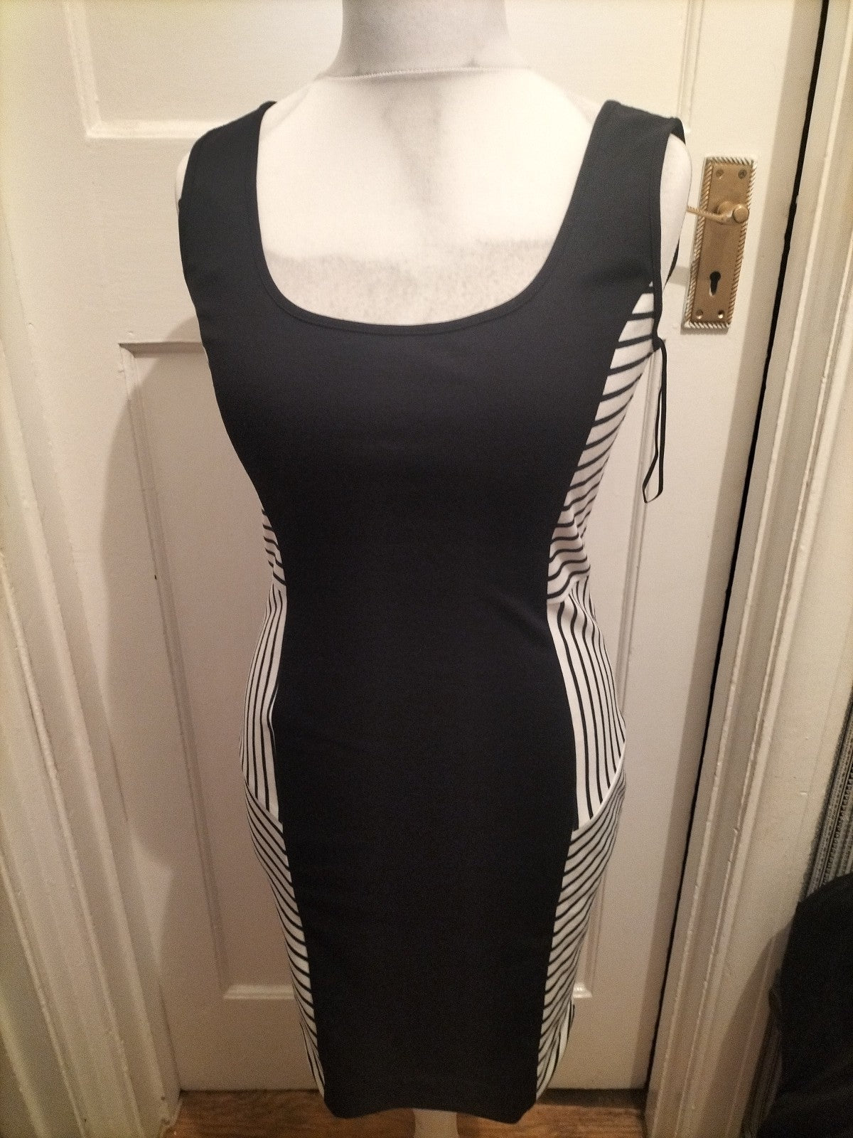 Ladies Zara Size L Black And White Striped Sleeveless Dress