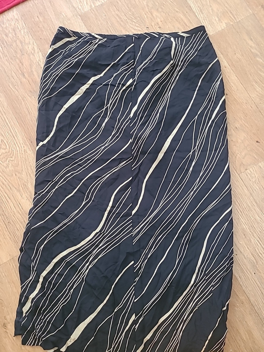 Ladies Lauren Duvar Size 14 Beige Black Lined Skirt