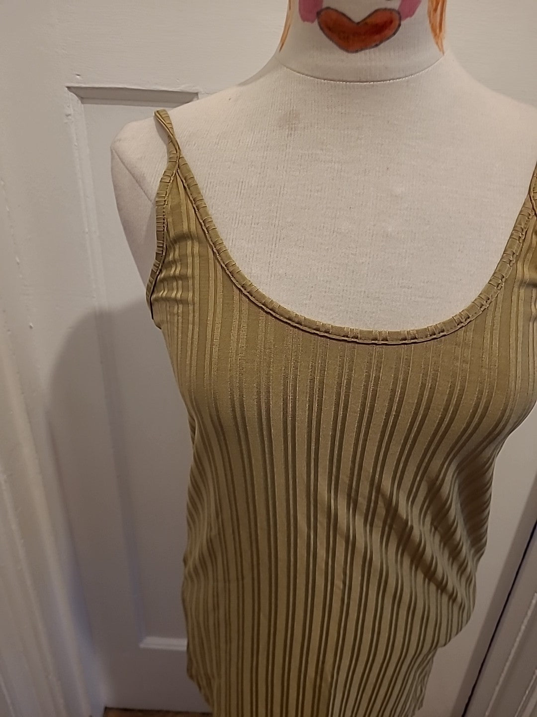 Brand New Ladies Boohoo Size 8 Khaki Sleeveless Top