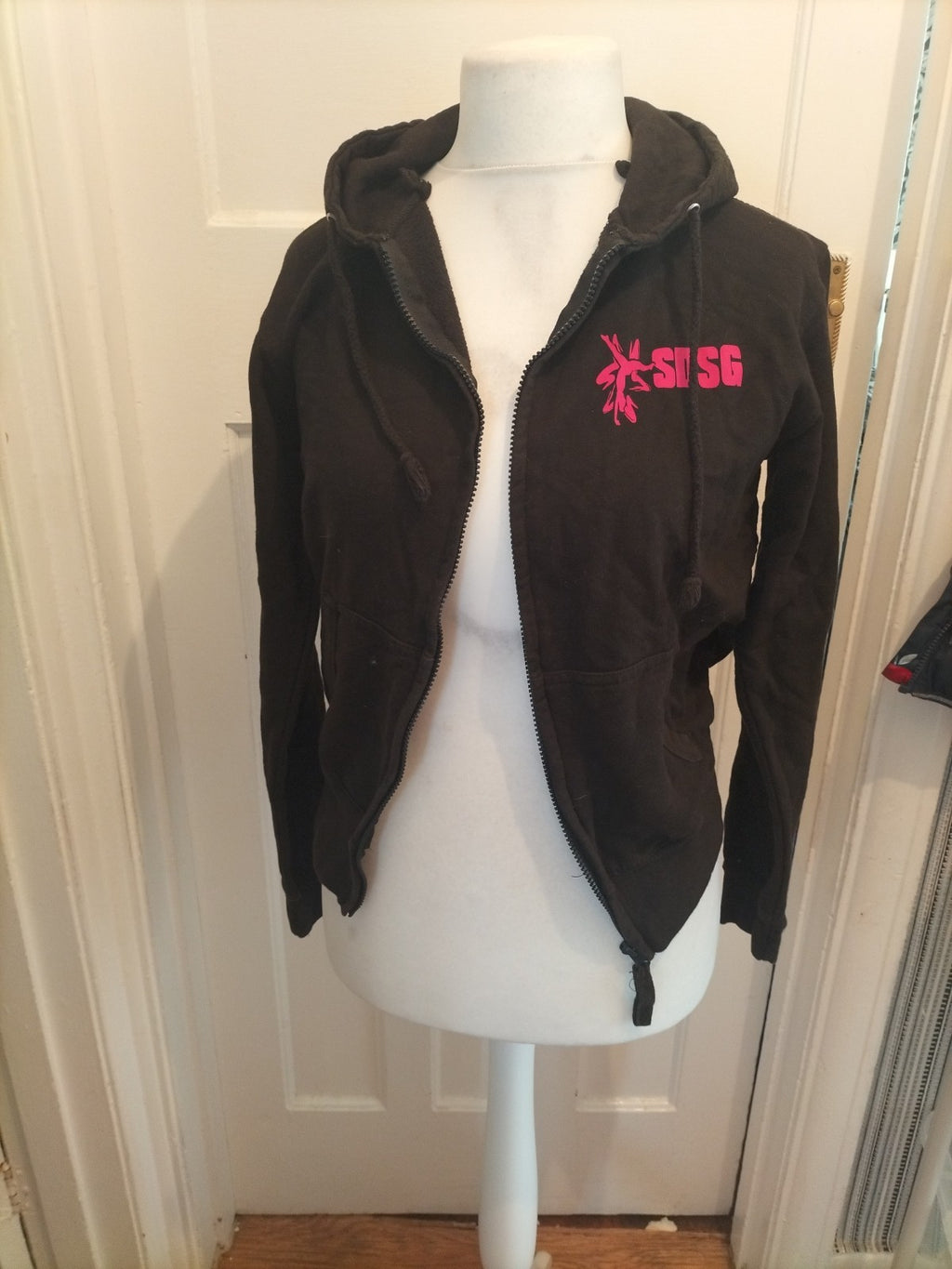 Ladies Size Medium Black And Pink Pullover Print Full Zip Hoodie
