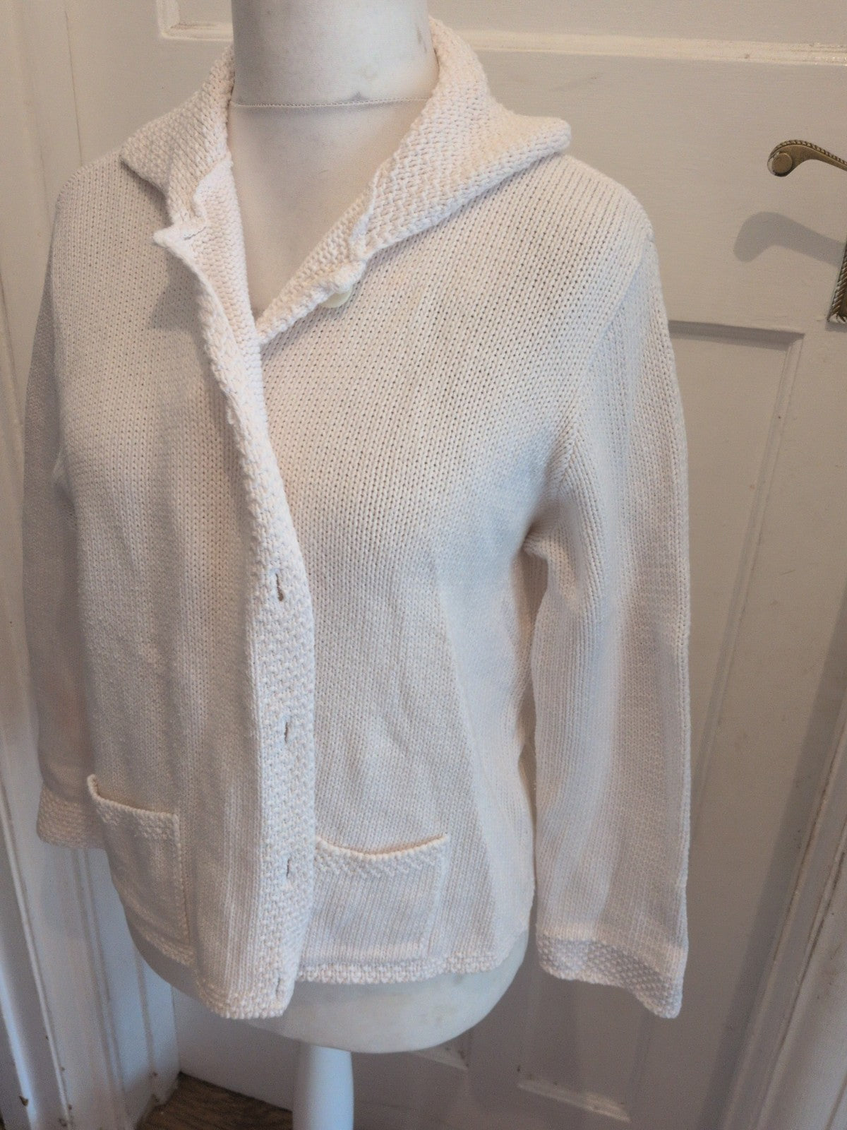 Ladies Berkertex 18-20 White Knit Long Sleeve Cardigan