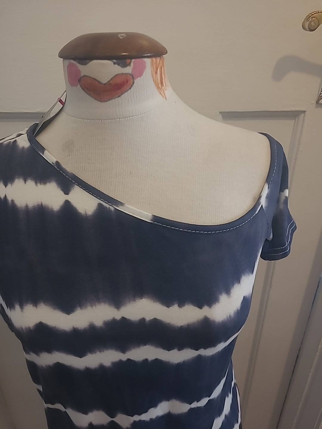 Brand New Ladies Very Size 8 Navy White Off The Shoulder Short Sleeved Dress