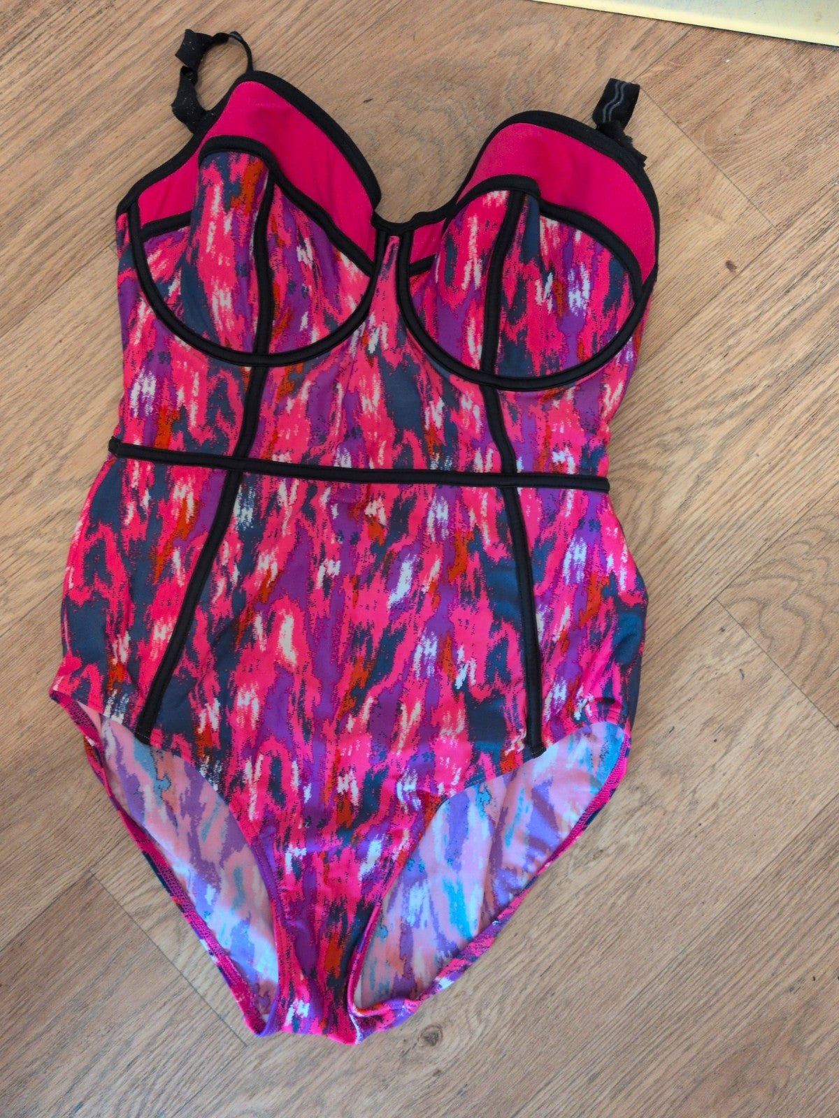 Ladies Simply Yours Size 36E Padded Pink Swimming Costume