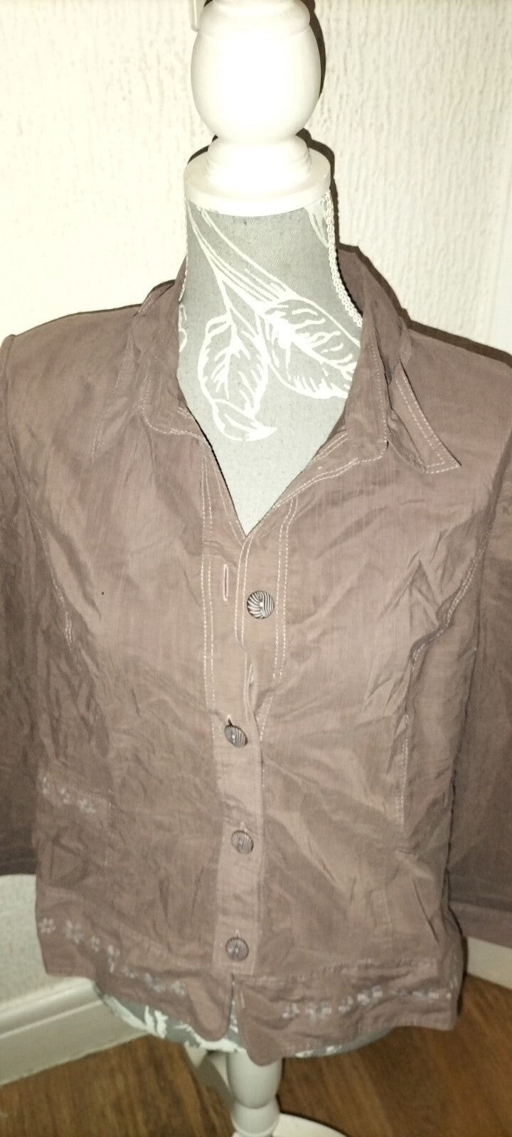 Ladies Pauporte Size Small Brown Long Sleeved Blouse