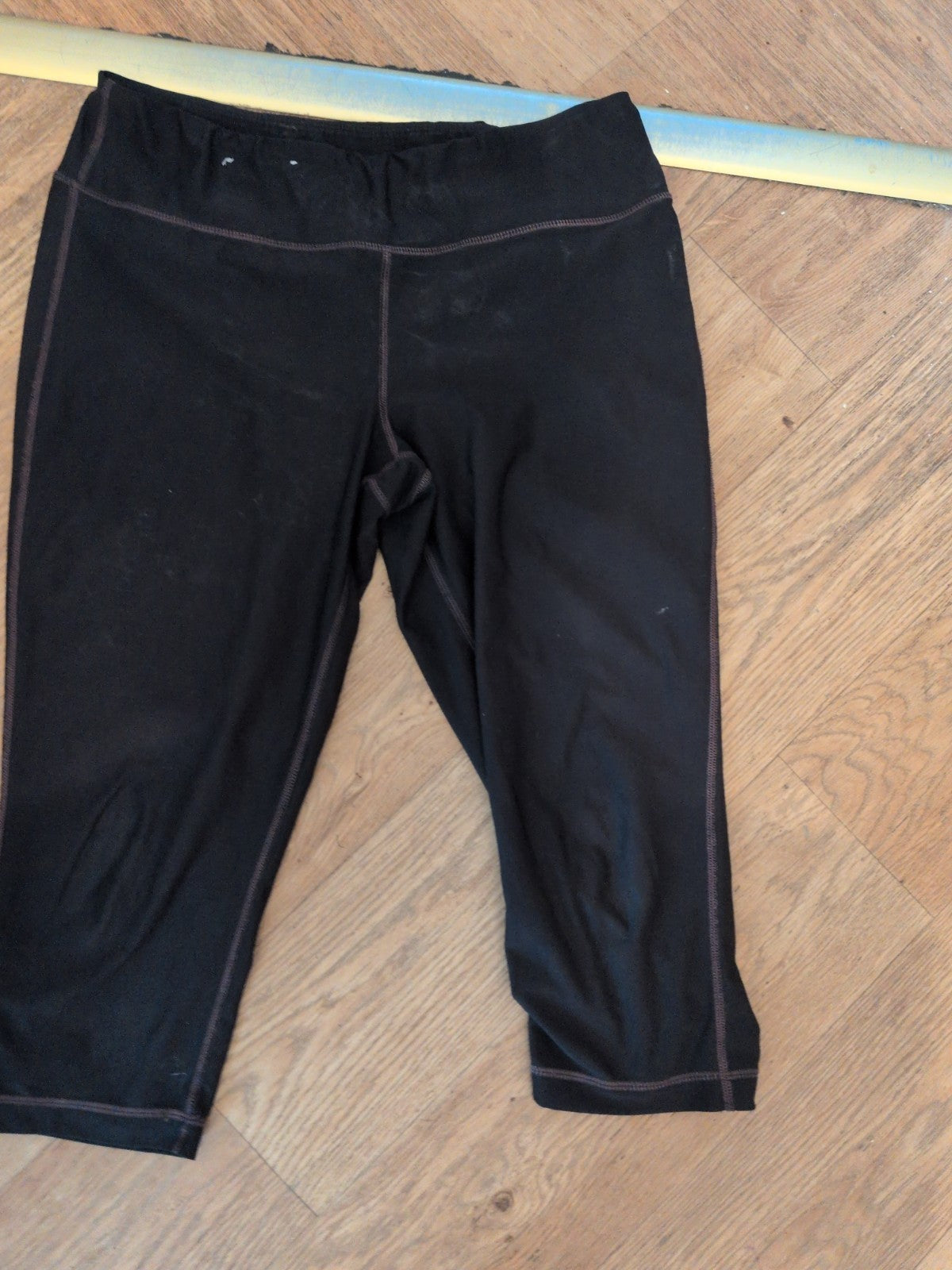 12-14 Black Ankle Crop Sportswear Leggings( Few Marks That Will Wash Out)