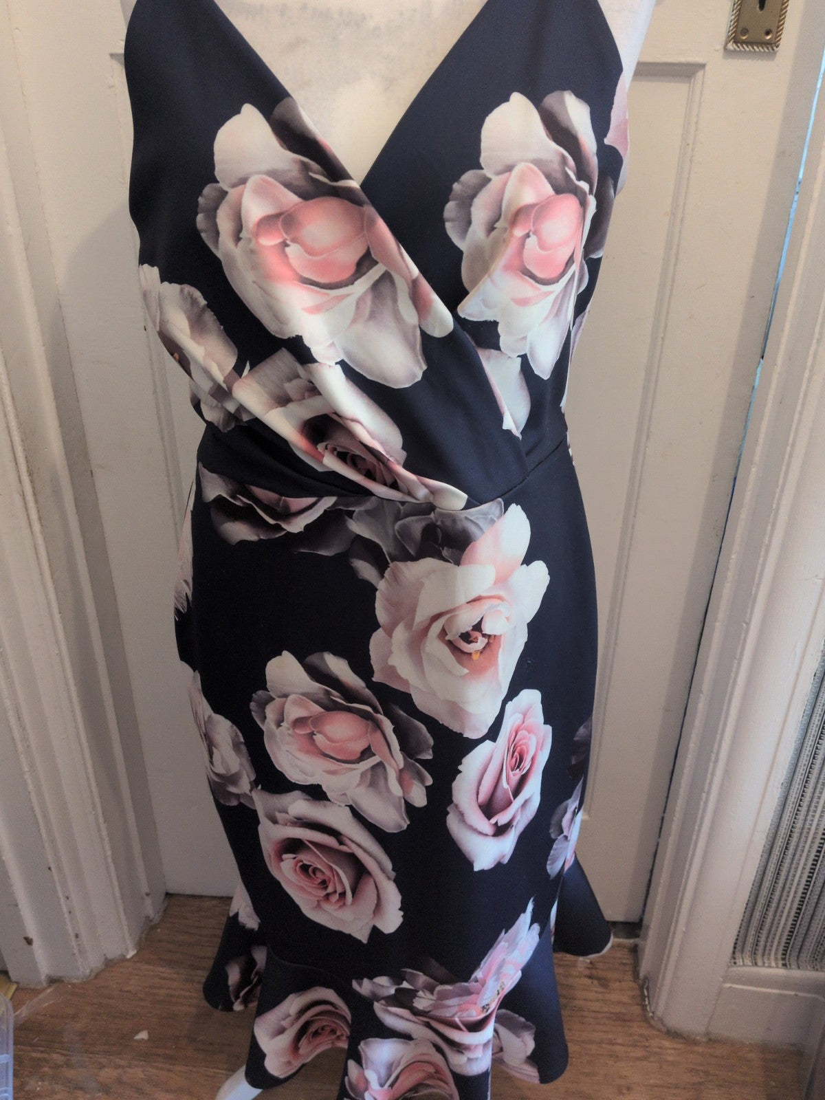 Ladies Boohoo Size 18-20 Navy Floral Sleeveless Dress