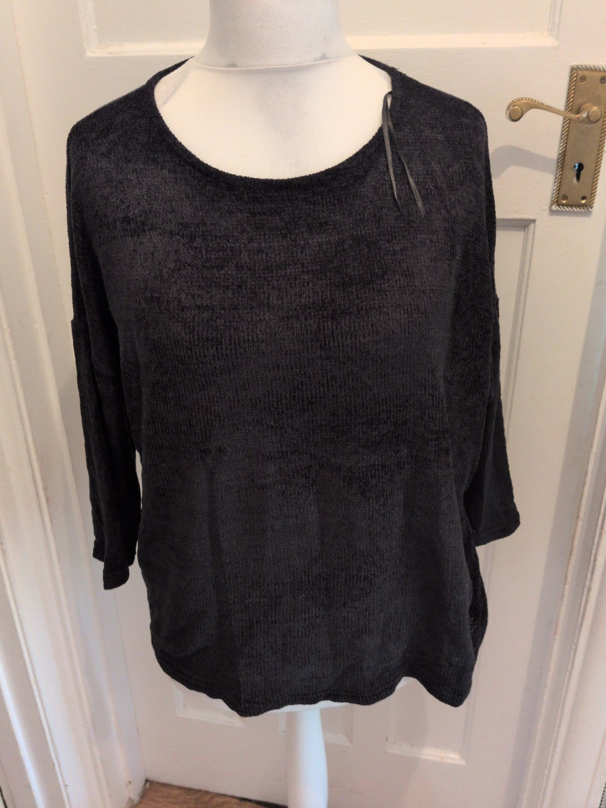 Tu 18 Black Half Sleeve Jumper