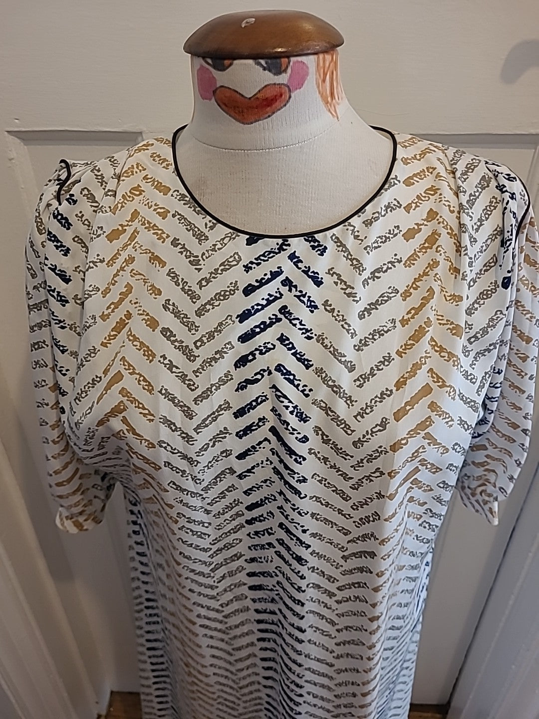 Ladies Alexis Jaf Size Large Multi Coloured Mid Sleeved Long Dress