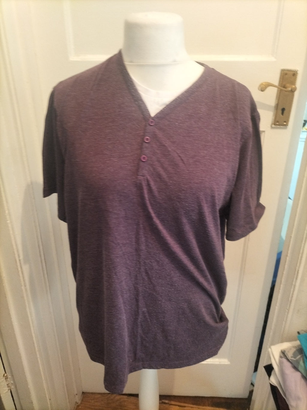 Atlantic Bay Large Purple V Neck Short Sleeved T-shirt Heavy Bobbling