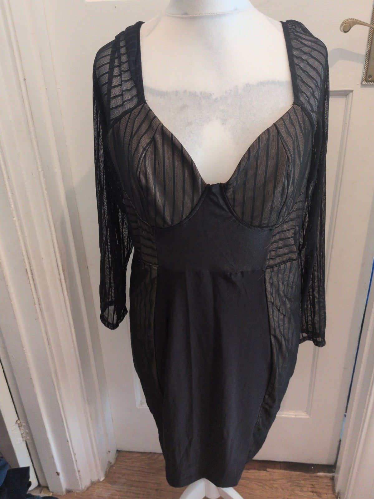 Ladies Size XL Black Mesh Long Sleeve Blouse