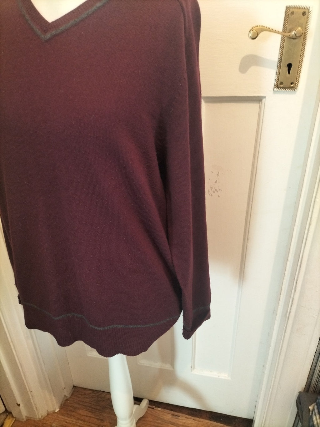 Mens F&F Size L Purple Jumper Bobbling