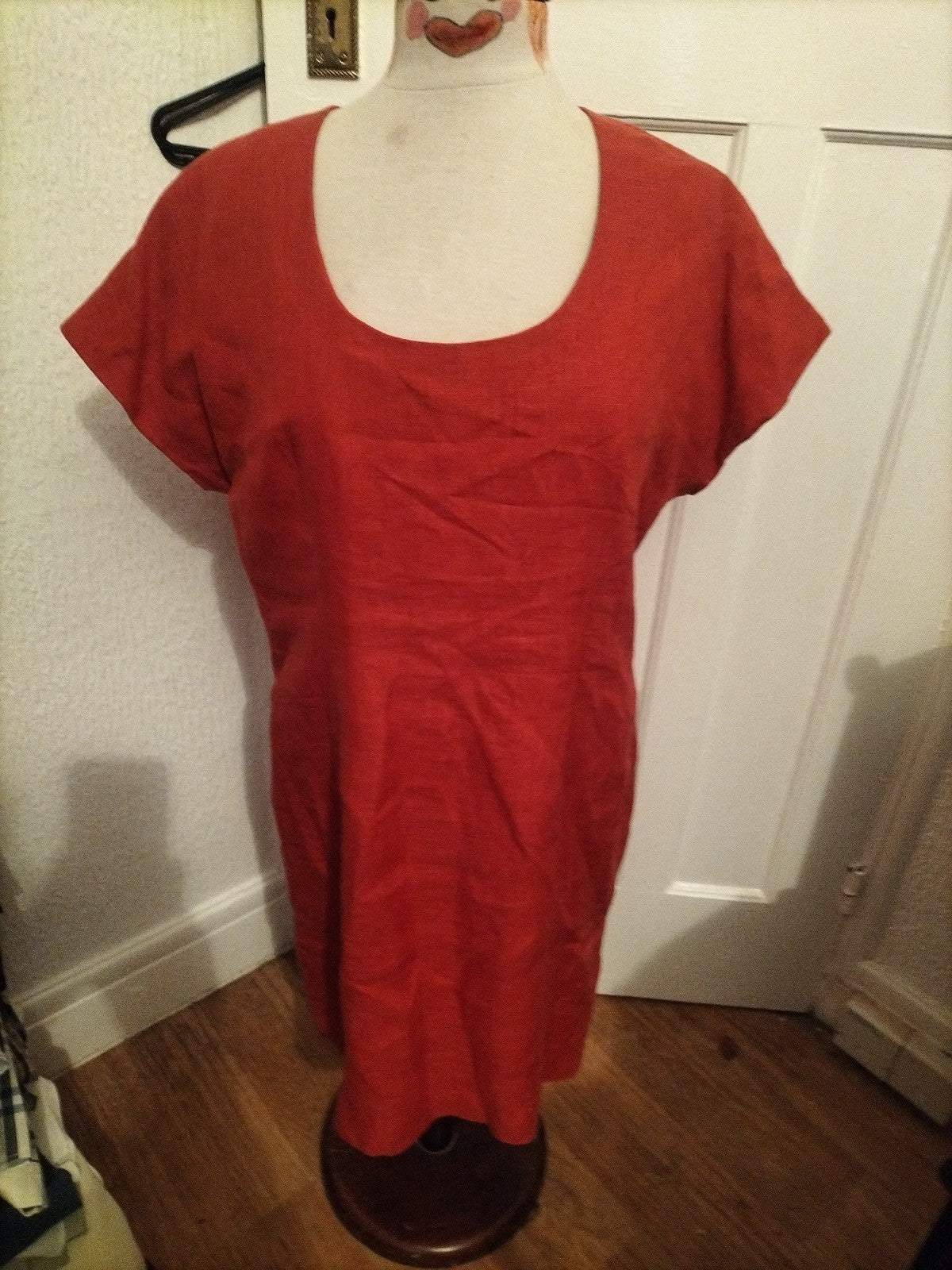 Ladies Vintage Size Large Red Lined Scoop Neck Short Sleeved Dress