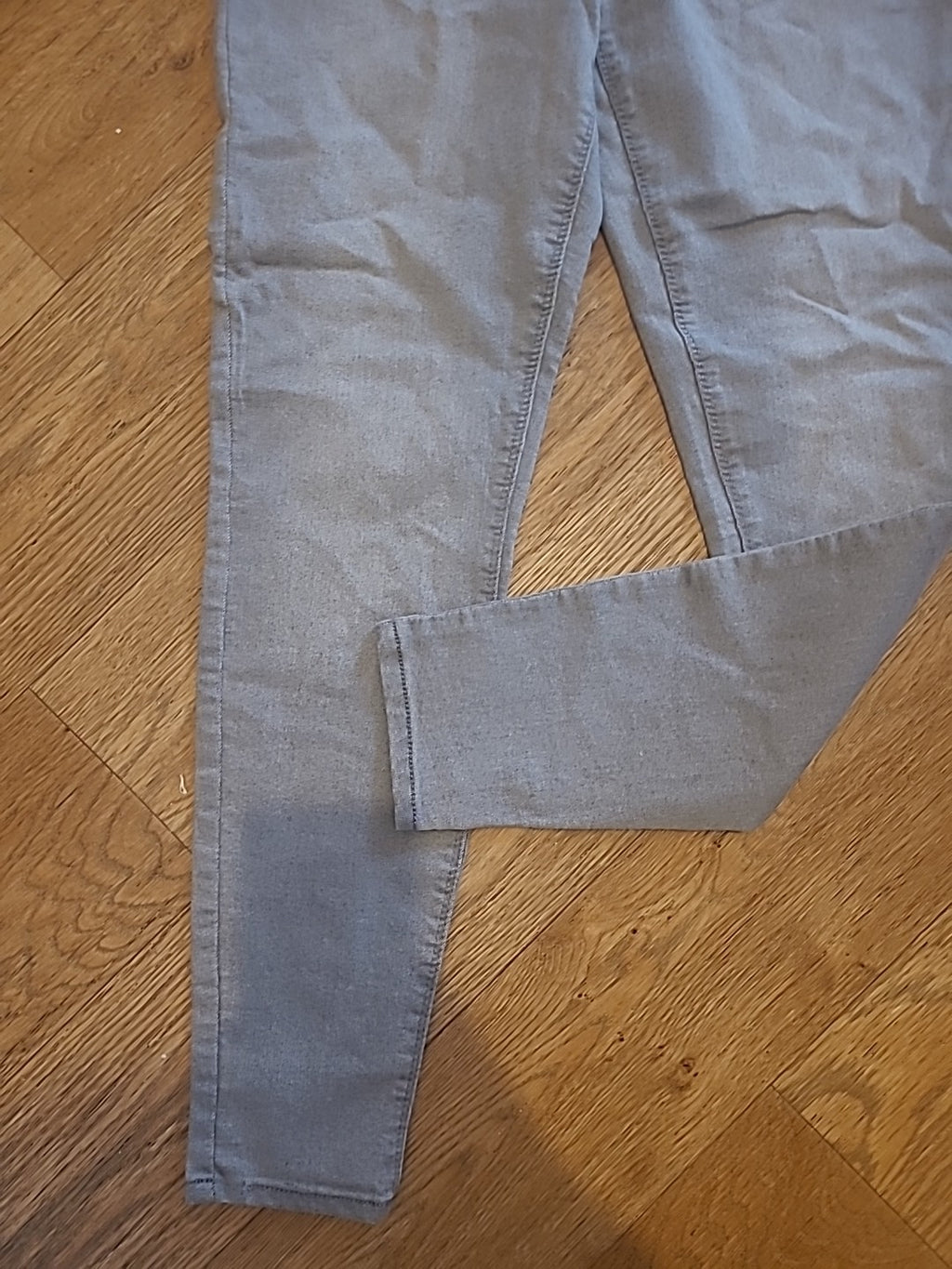 Ladies Papaya Size 12 Grey Denim Jeans