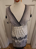 Ladies Oasis Size 14 Black/White Cap Sleeved Dress
