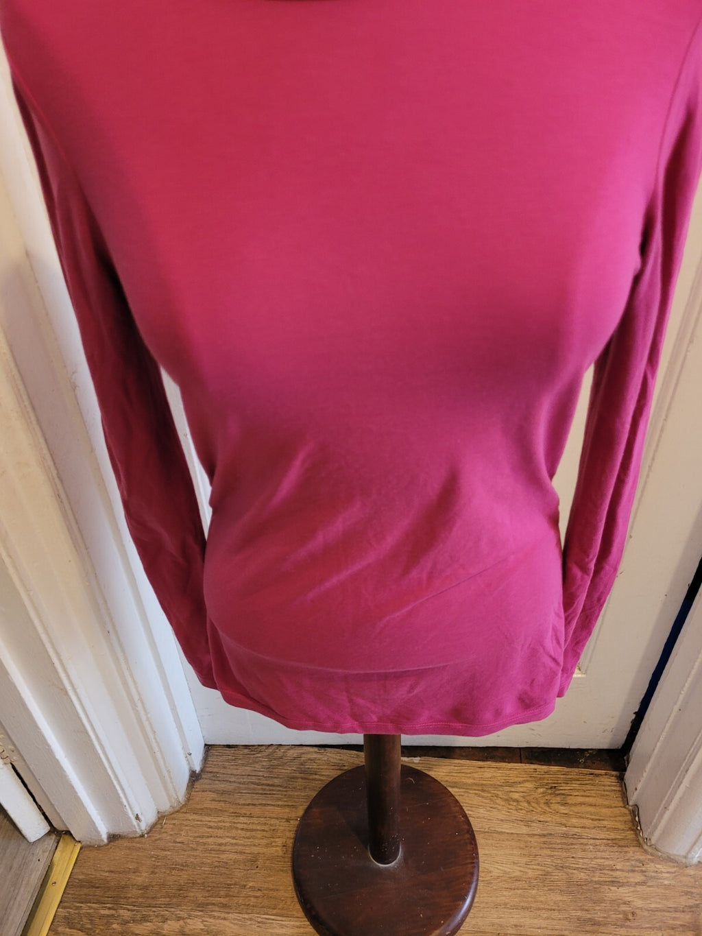Ladies TU Size 8 cerise pink long sleeved tshirt