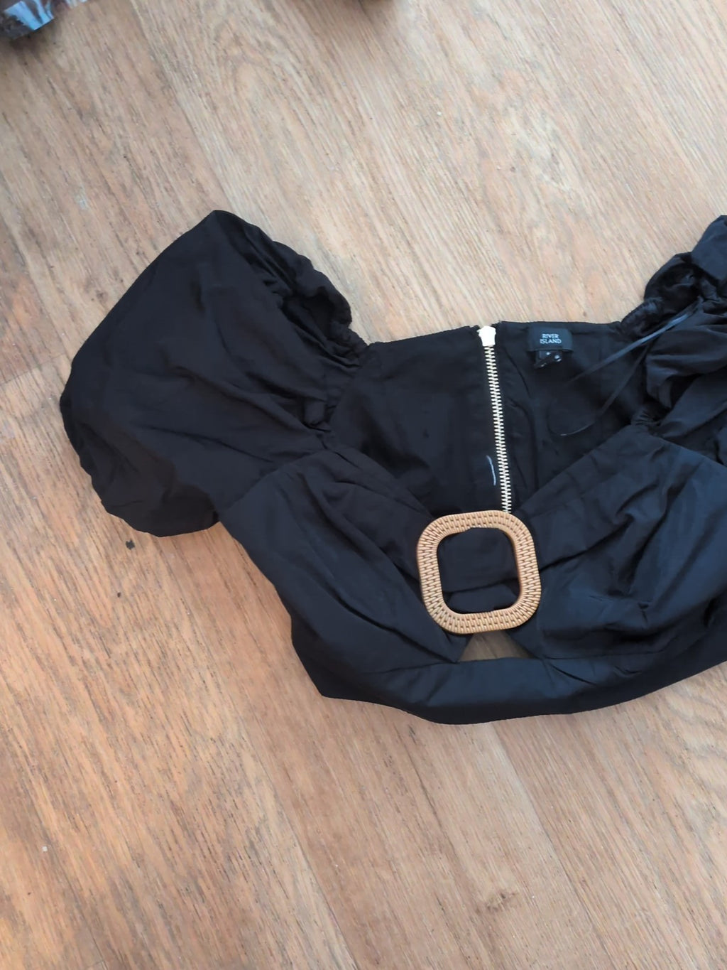 Ladies River Island Size 6 Black Short Sleeved Crop Top