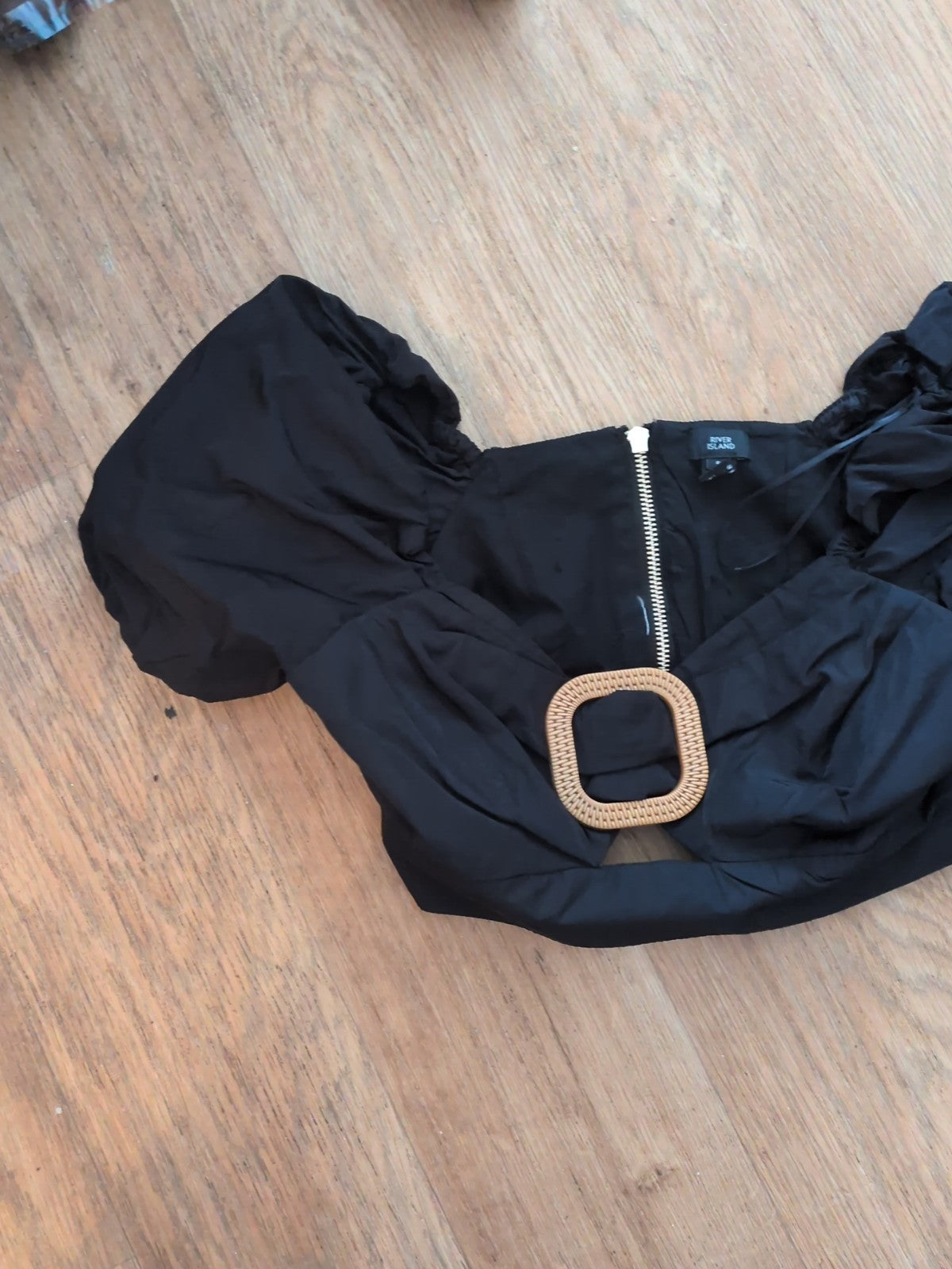 Ladies River Island Size 6 Black Short Sleeved Crop Top