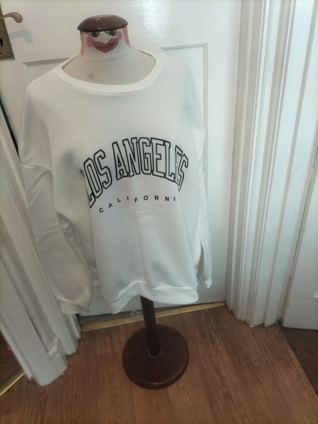 Ladies Size 4XL White Los Angeles Pullover Jumper