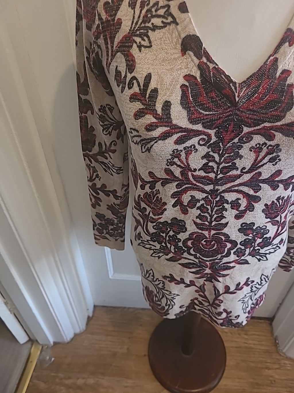 Ladies Next Size 8 Beige Black/Red Long Sleeved Longline Top