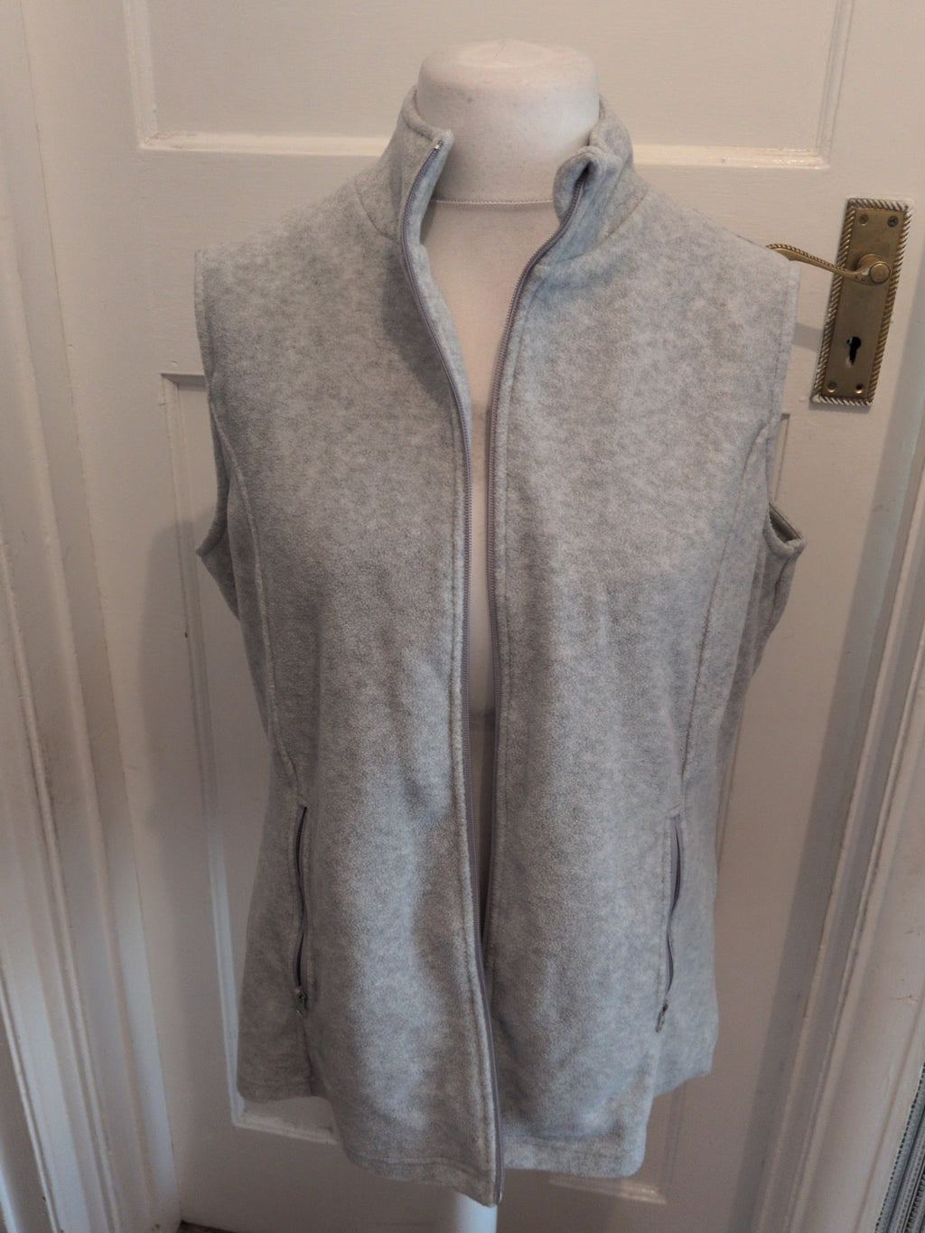 Damart 18/20 Grey Full Zip Gilet