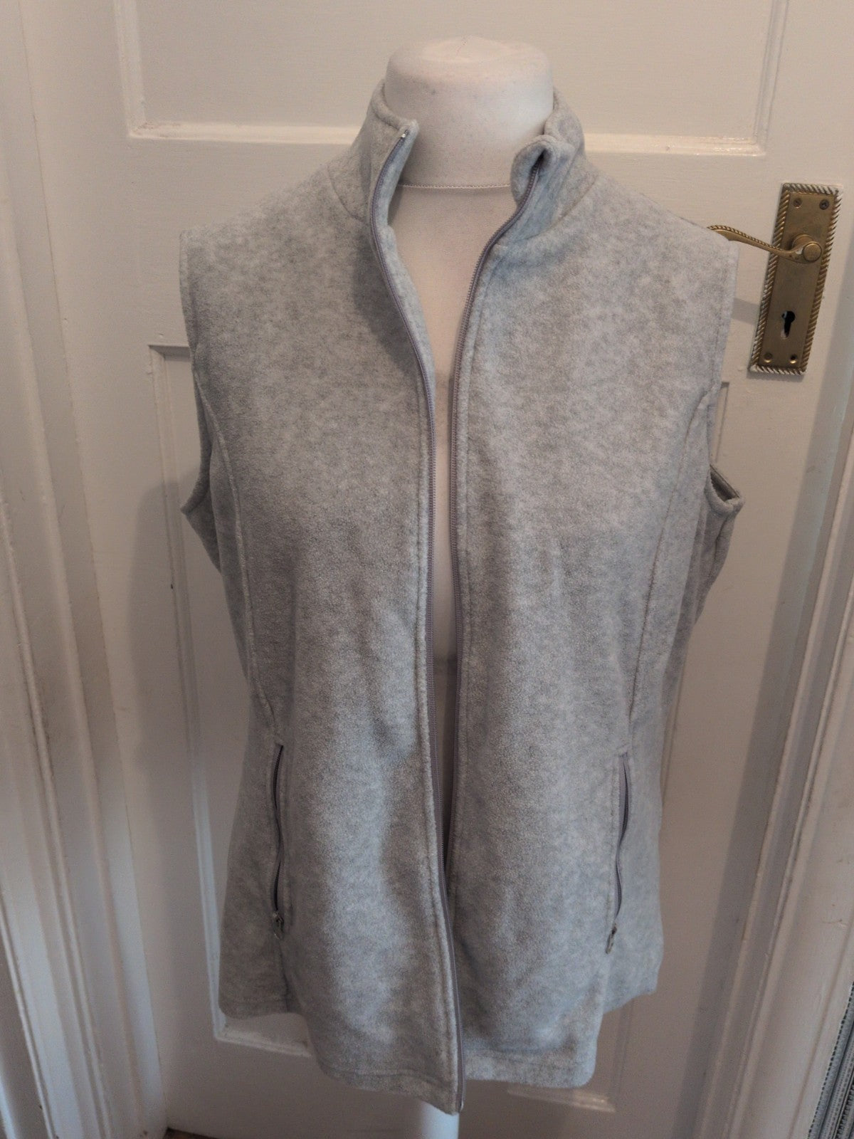 Damart 18/20 Grey Full Zip Gilet