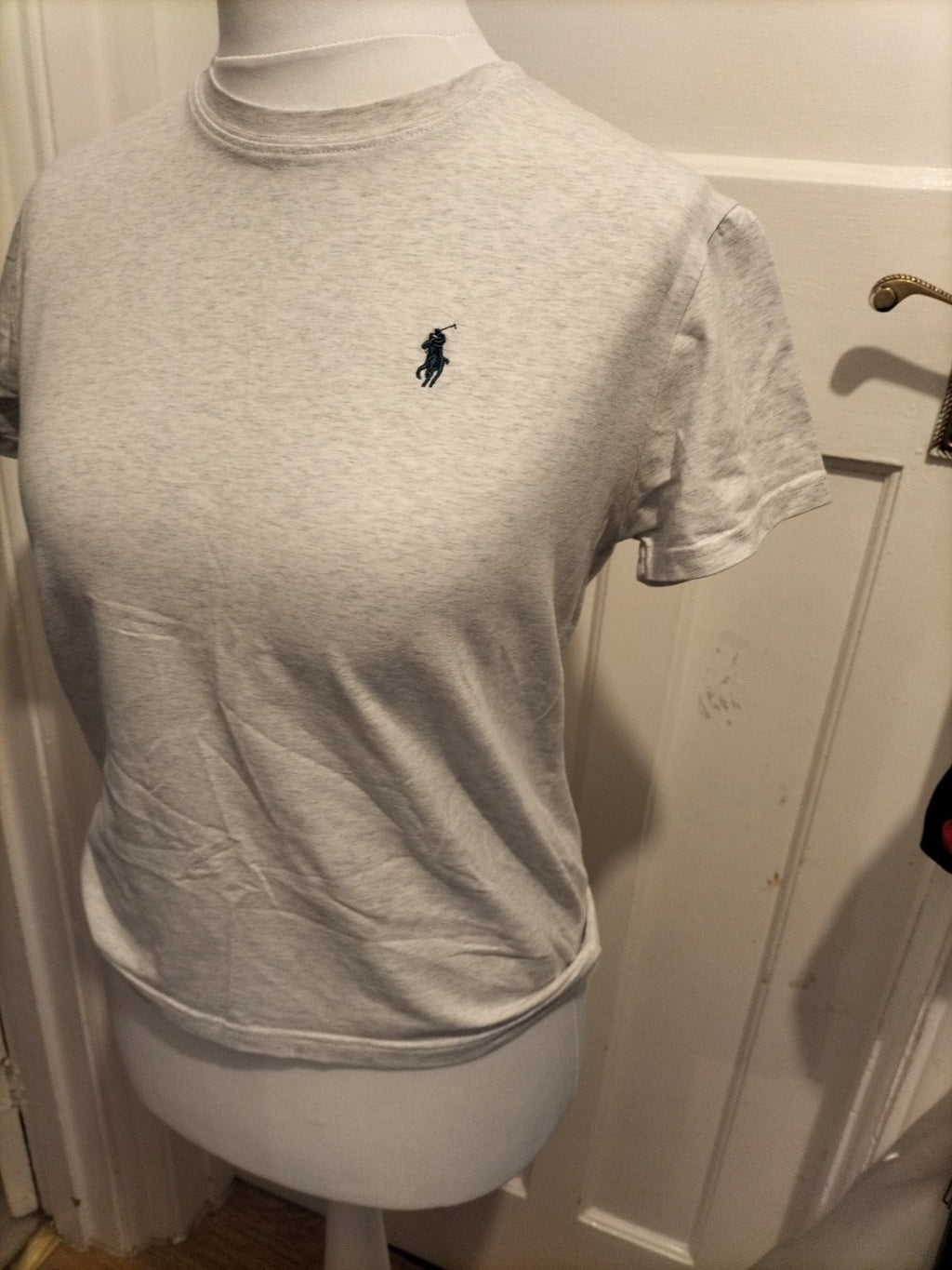 Mens Size Small Grey Short Sleeved Tshirt