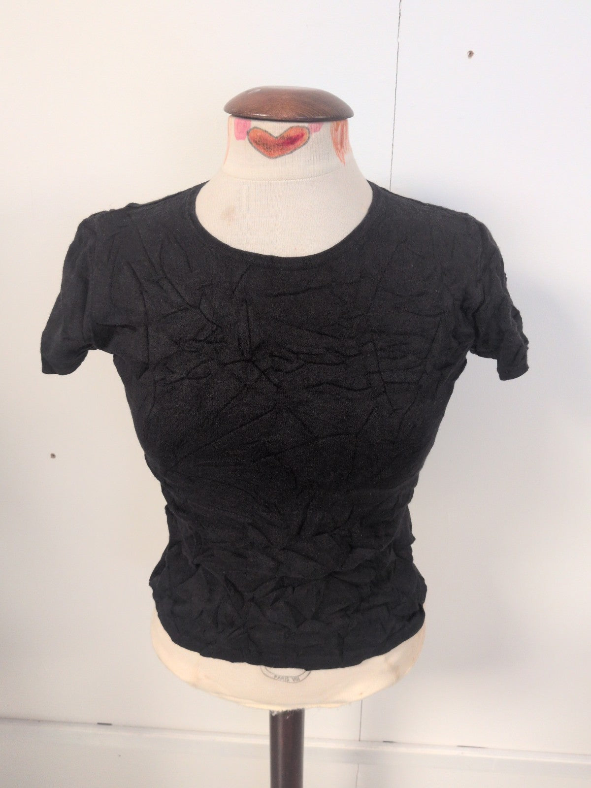 Ladies Hennes Size Small Black Short Sleeve T-shirt