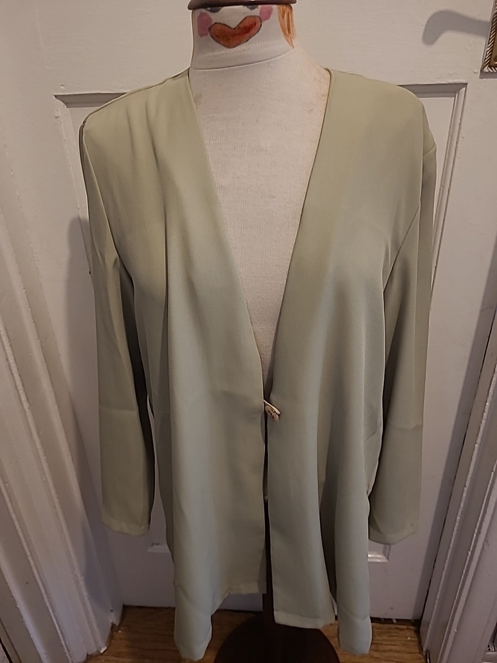 Ladies Monalisa Size M/L Green Long Sleeved Lightweight Blazer/Cardigan
