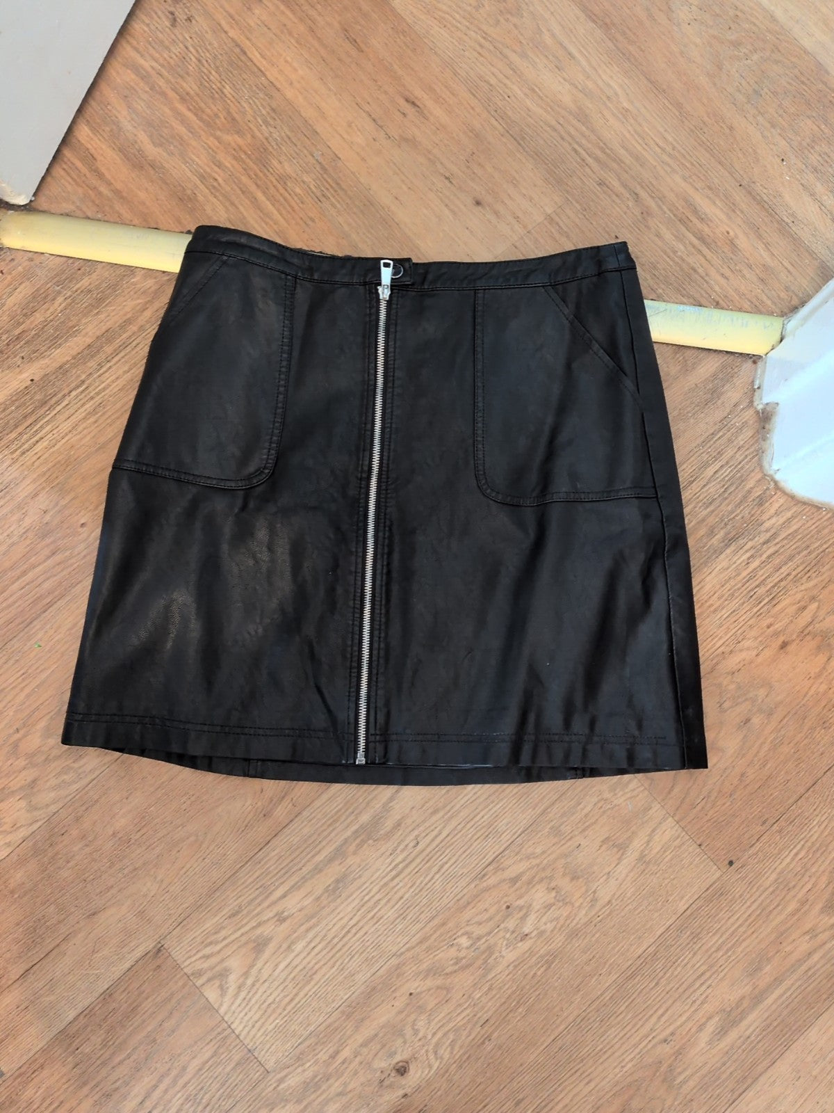 F&F 12 Black Pleather Front Zip Skirt