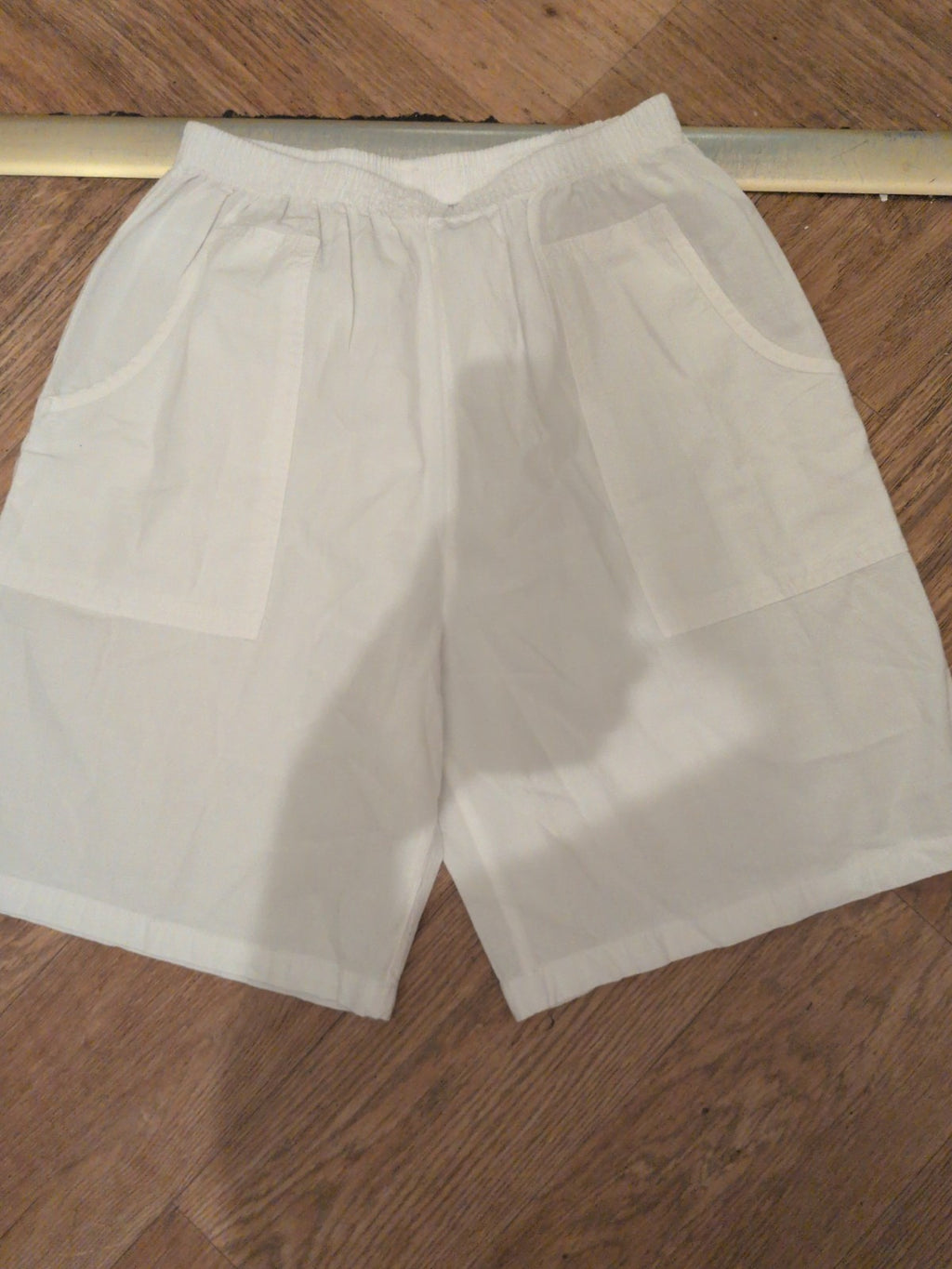 Beslika Large White Elasticated Shorts