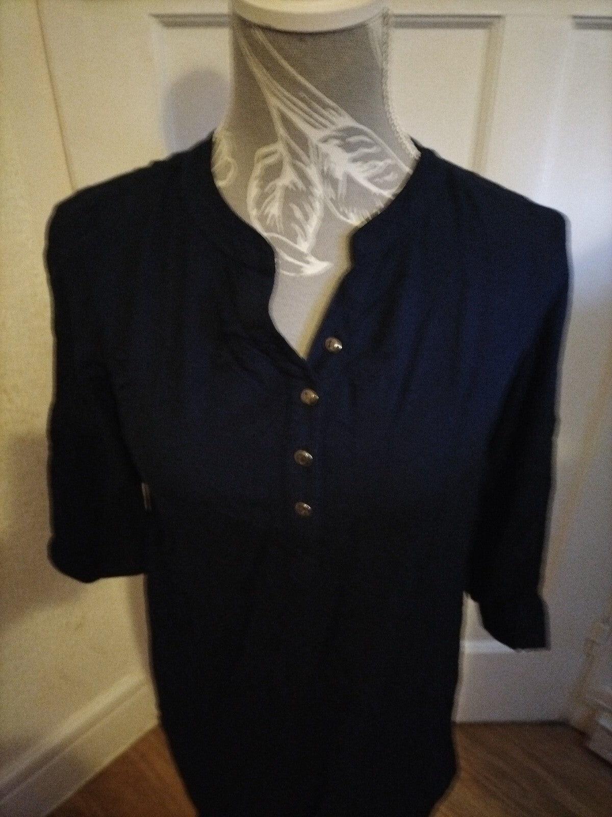 Ladies Mamalicious Size XS Navy Mid Sleeved Blouse
