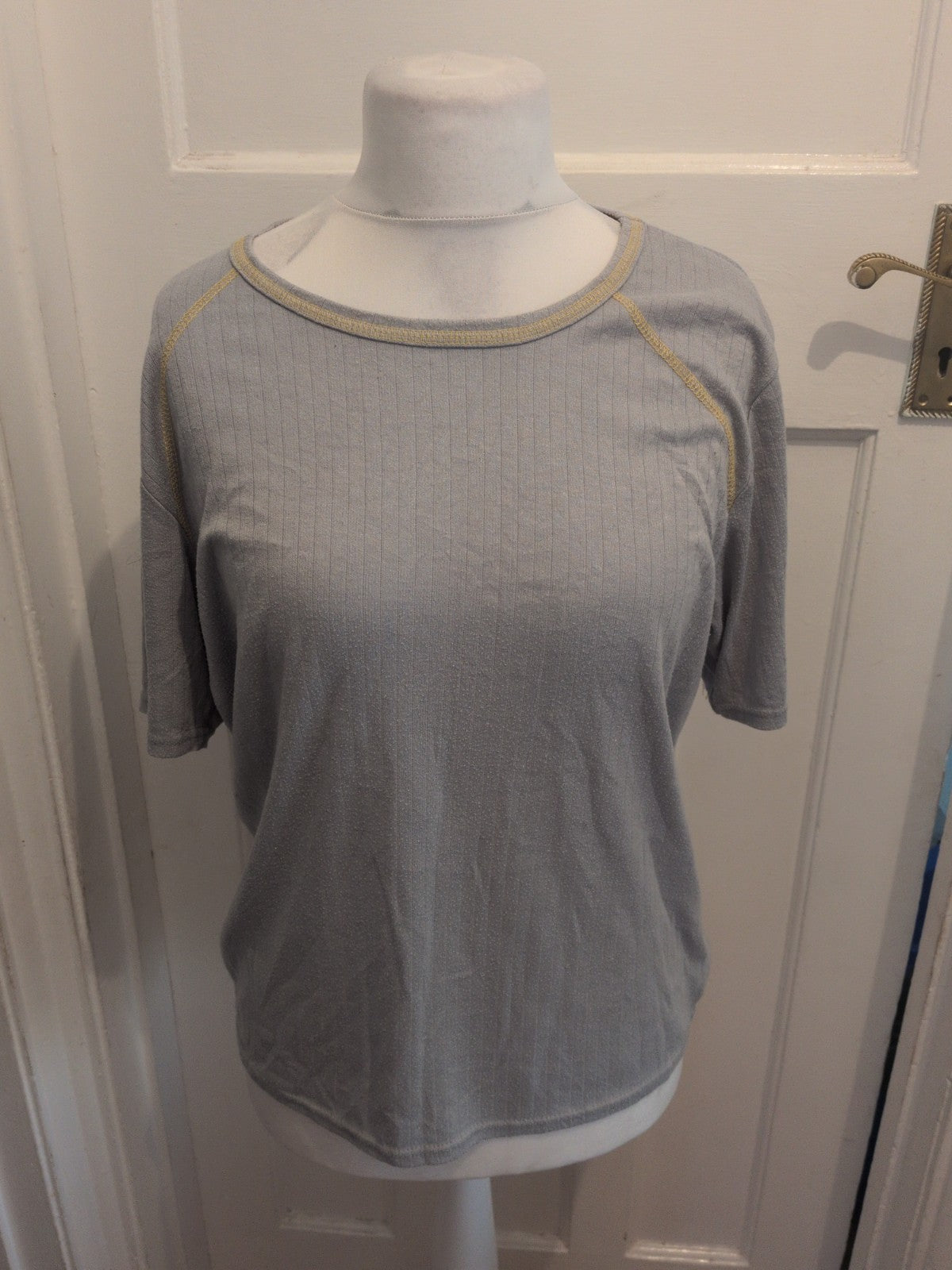 XL Pale Grey Short Sleeve Pyjama Top Bobbling