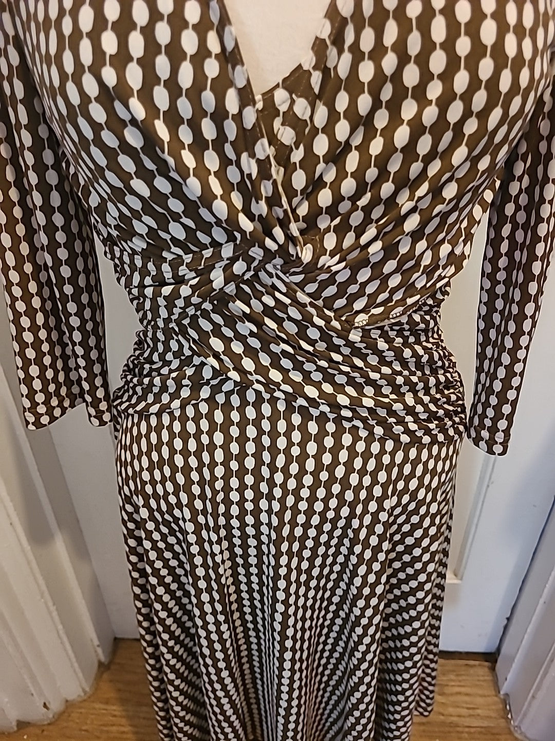Ladies Molly-Jo Size 10 Brown Spotted Long Sleeved Dress