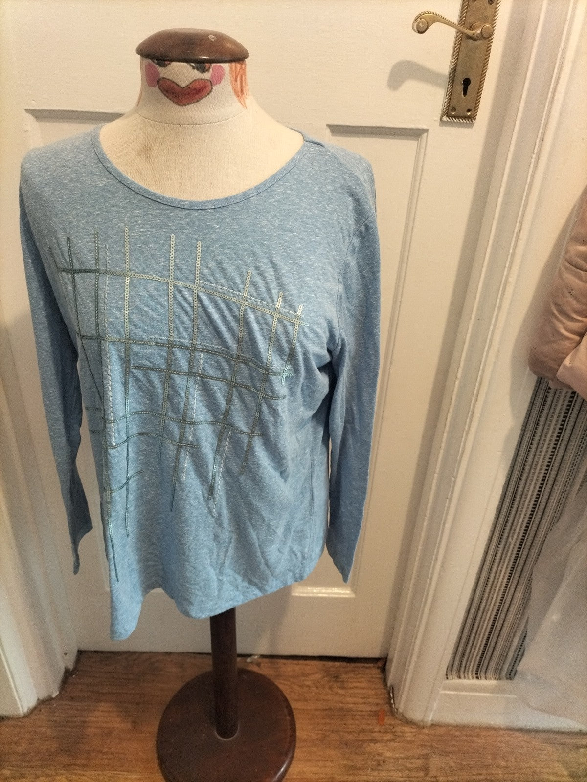 Ladies Mona Size 14R Pale Blue Silver Sequined Long Sleeved Tshirt