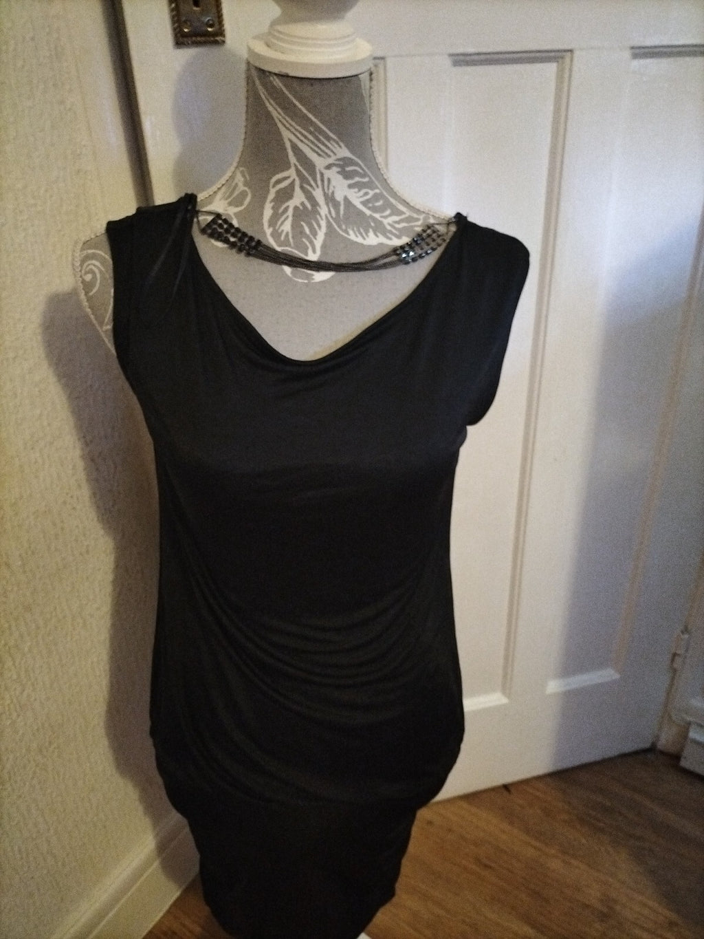 Ladies River Island Size 6 Black Sleeveless Dress