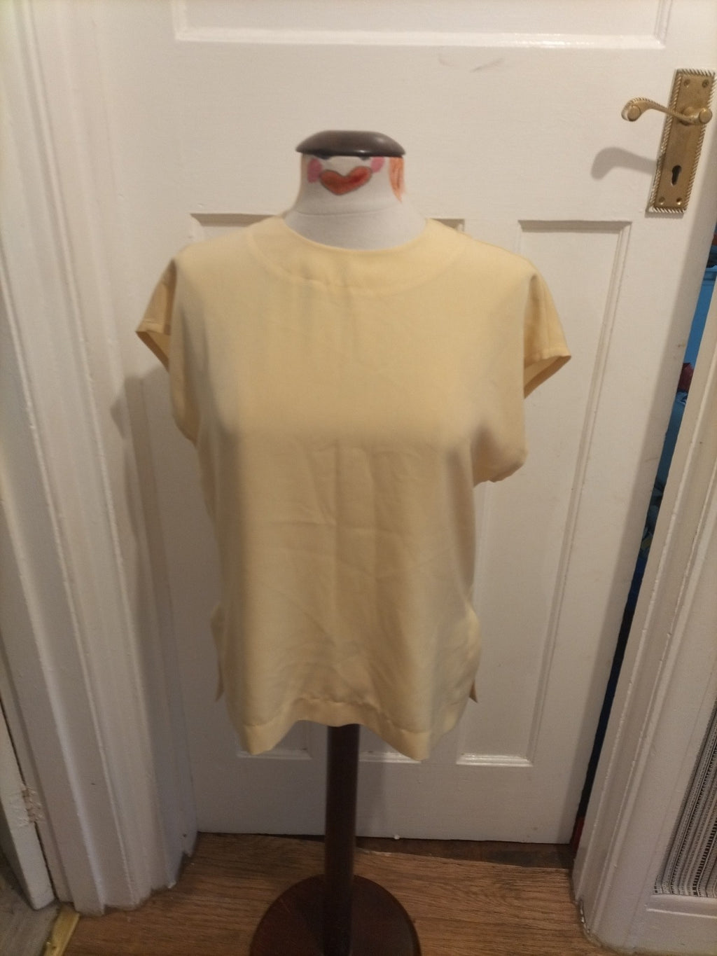 Ladies Precis Size 10 Pale Beige Sleeveless Blouse