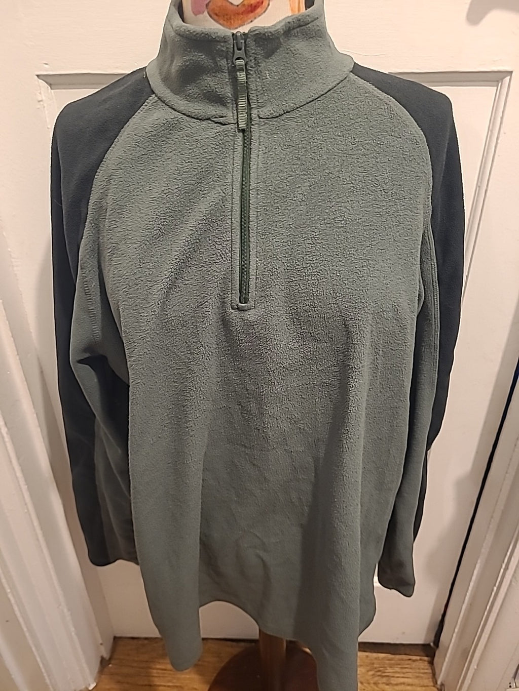Mens Mountain Warehouse Size XL Dark Green Pullover Jumper
