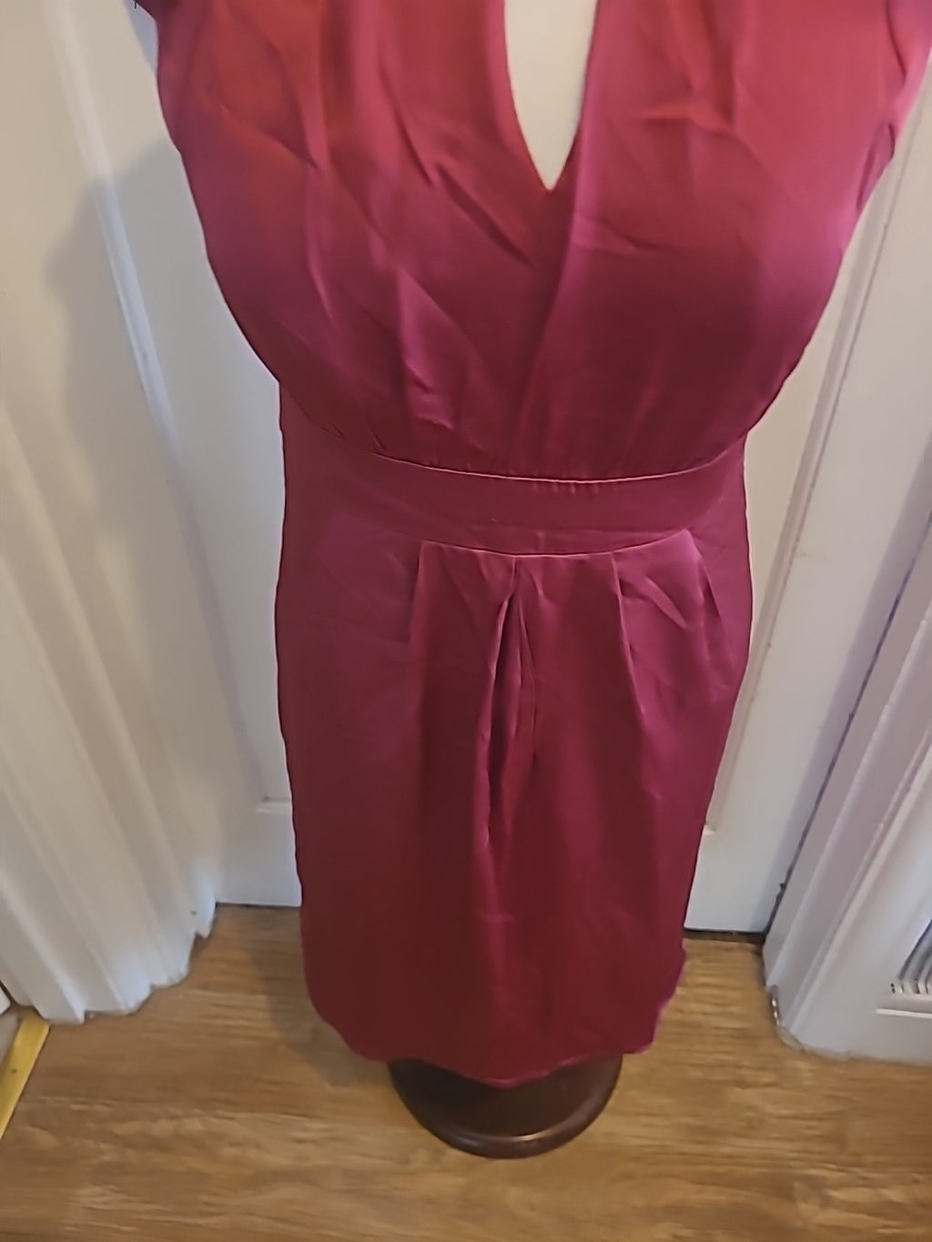 Ladies Size 10 Purple Short Sleeved Dress