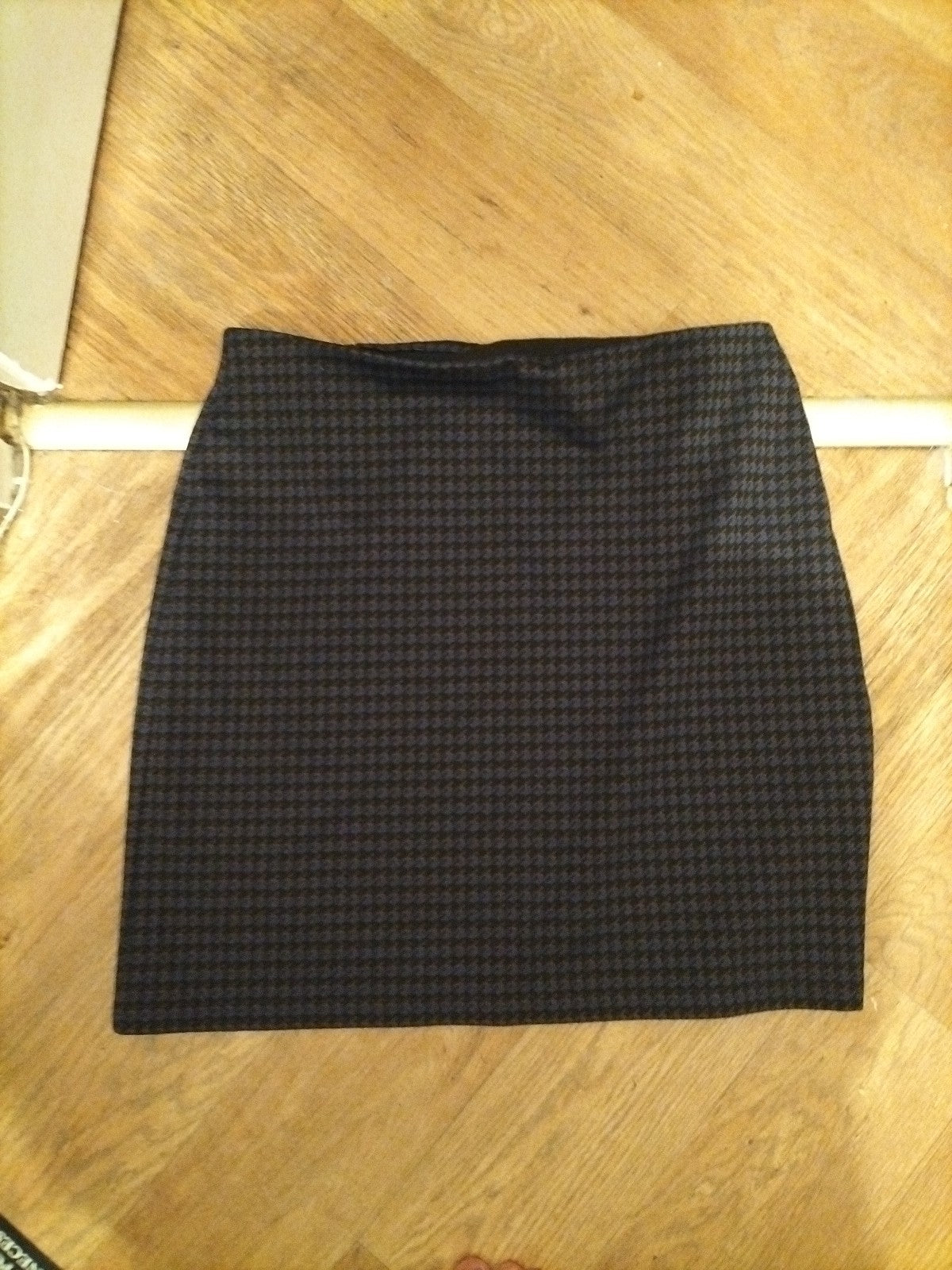 Ladies Marks And Spencers 16 Brown/Black/Blue Elasticated Pencil Skirt