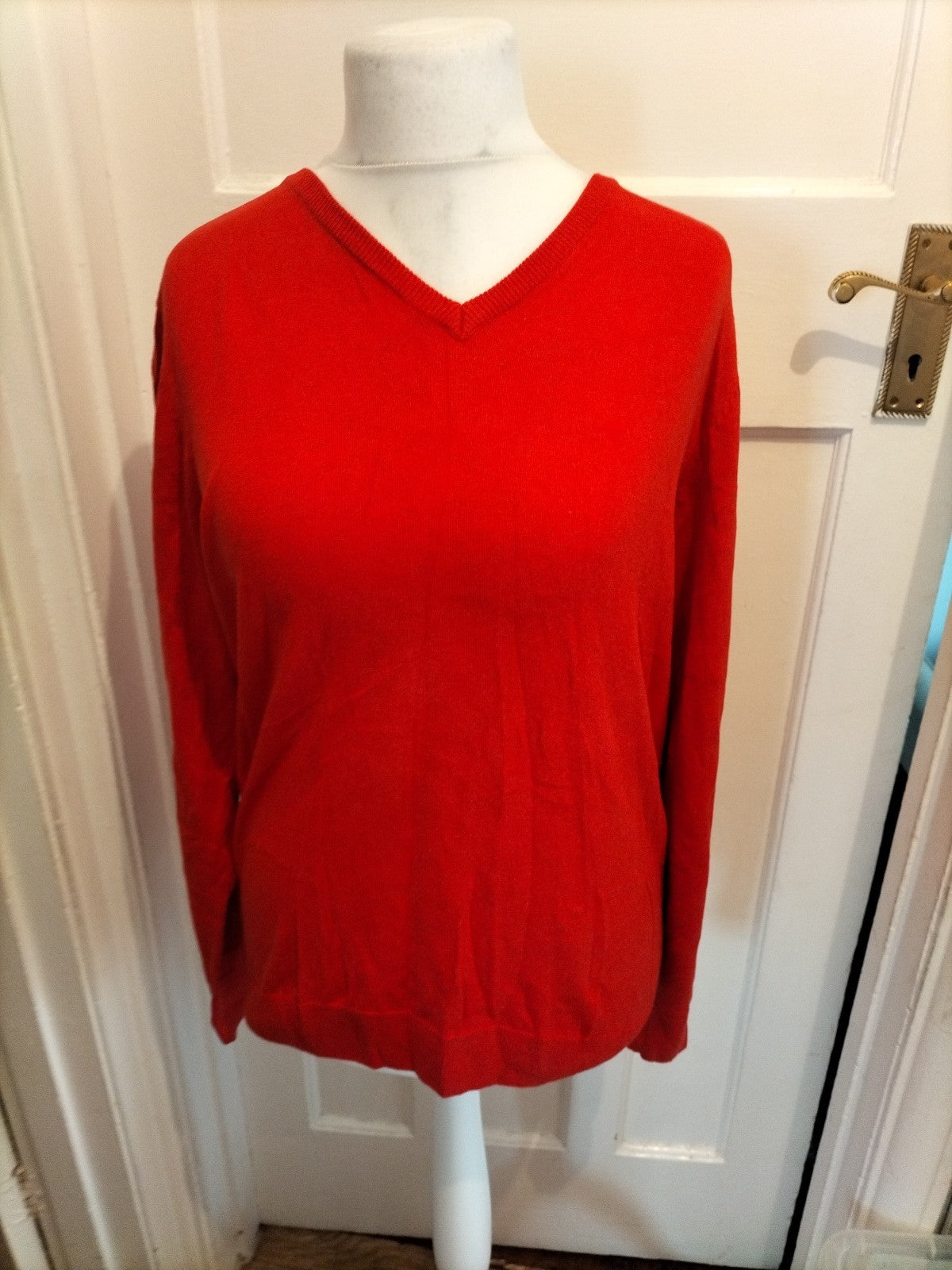 Mens Tom Taylor Size M Red V Neck Pullover Jumper