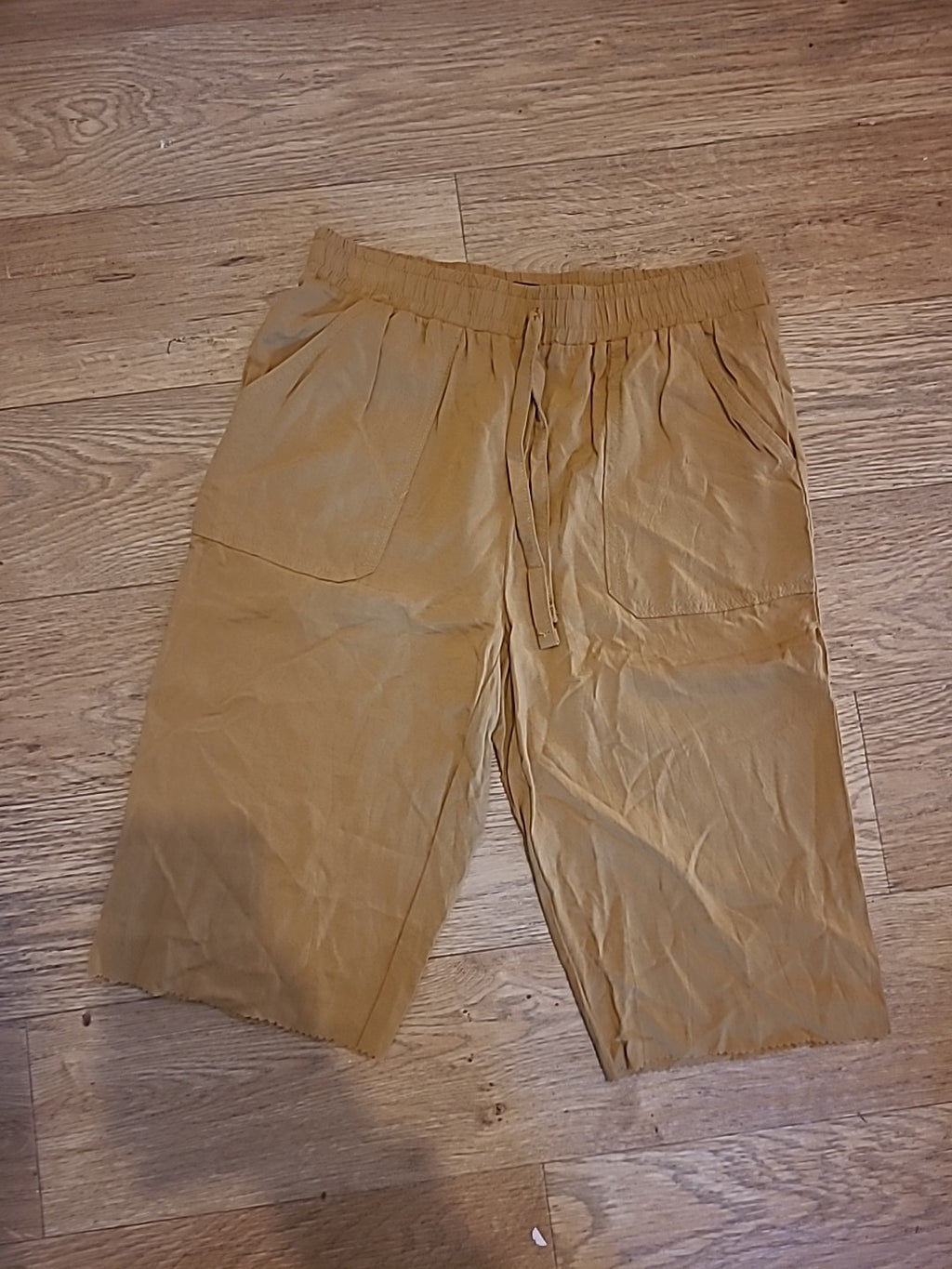 Ladies Primark Size 10 Brown Elasticated Shorts