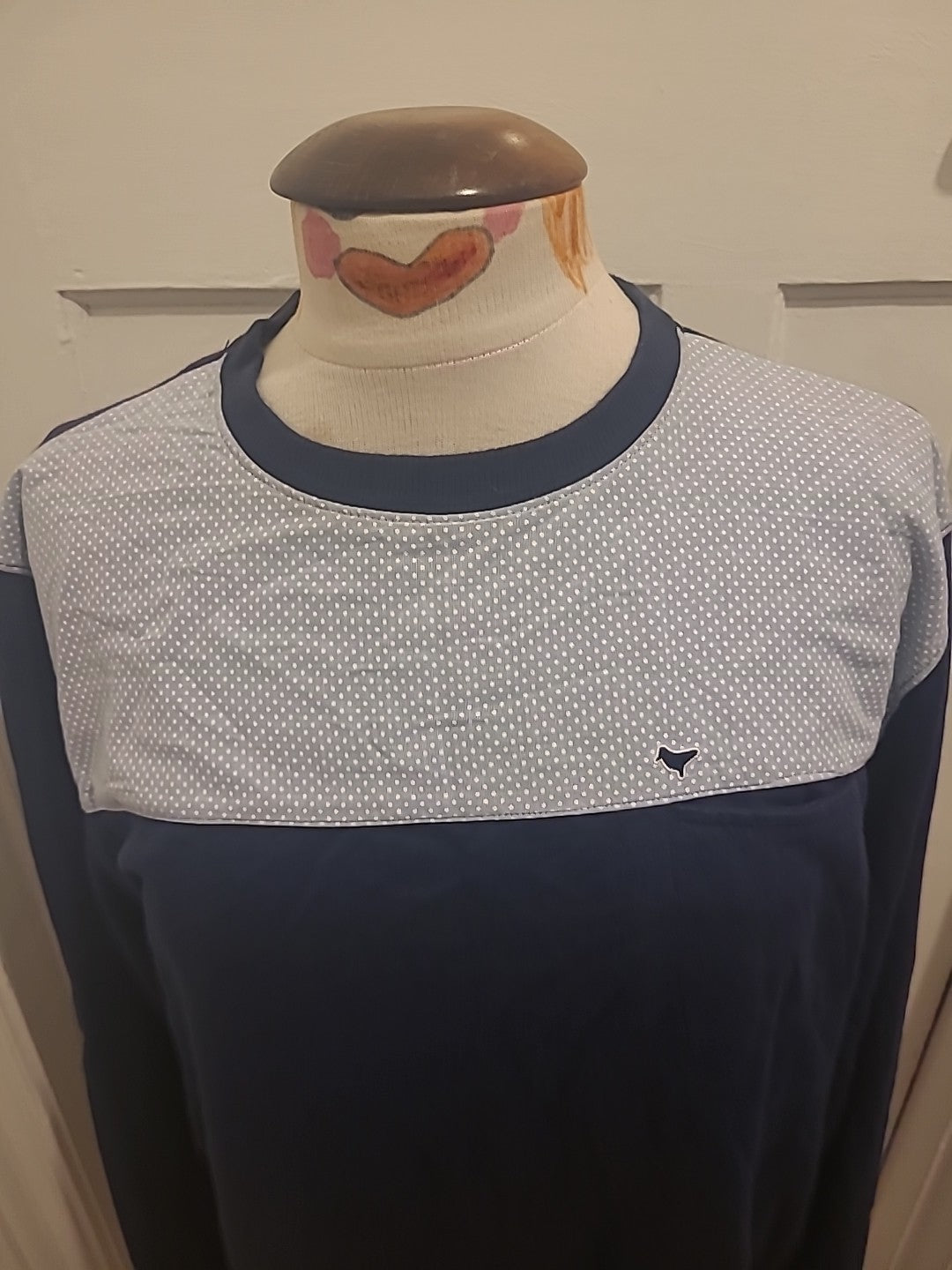 Mens Weekender Offender Size XL Navy With Pale Blue Long Sleeved Tshirt