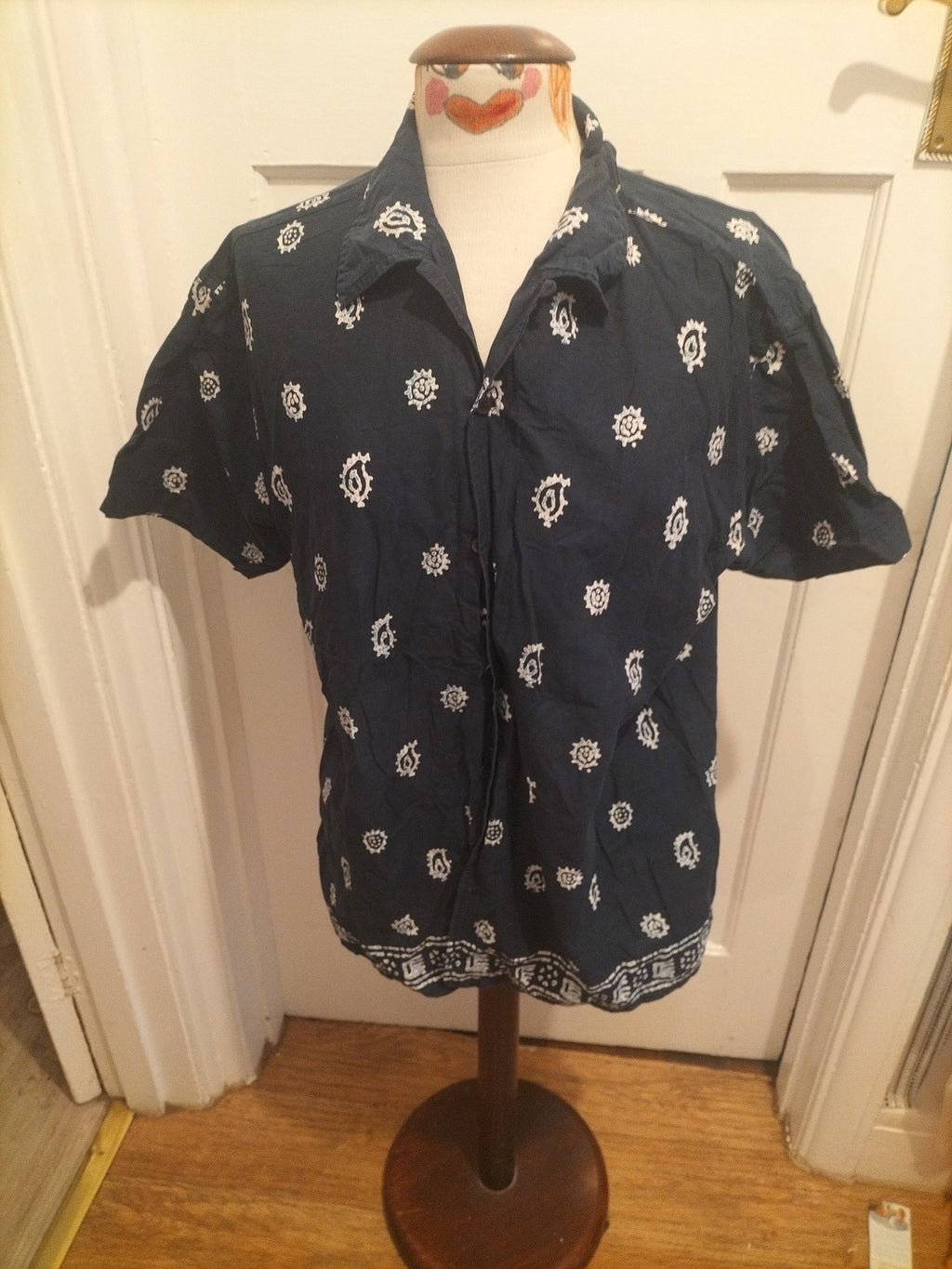 Mens Whispering Smith Size XL Navy/White Patterned Shirt