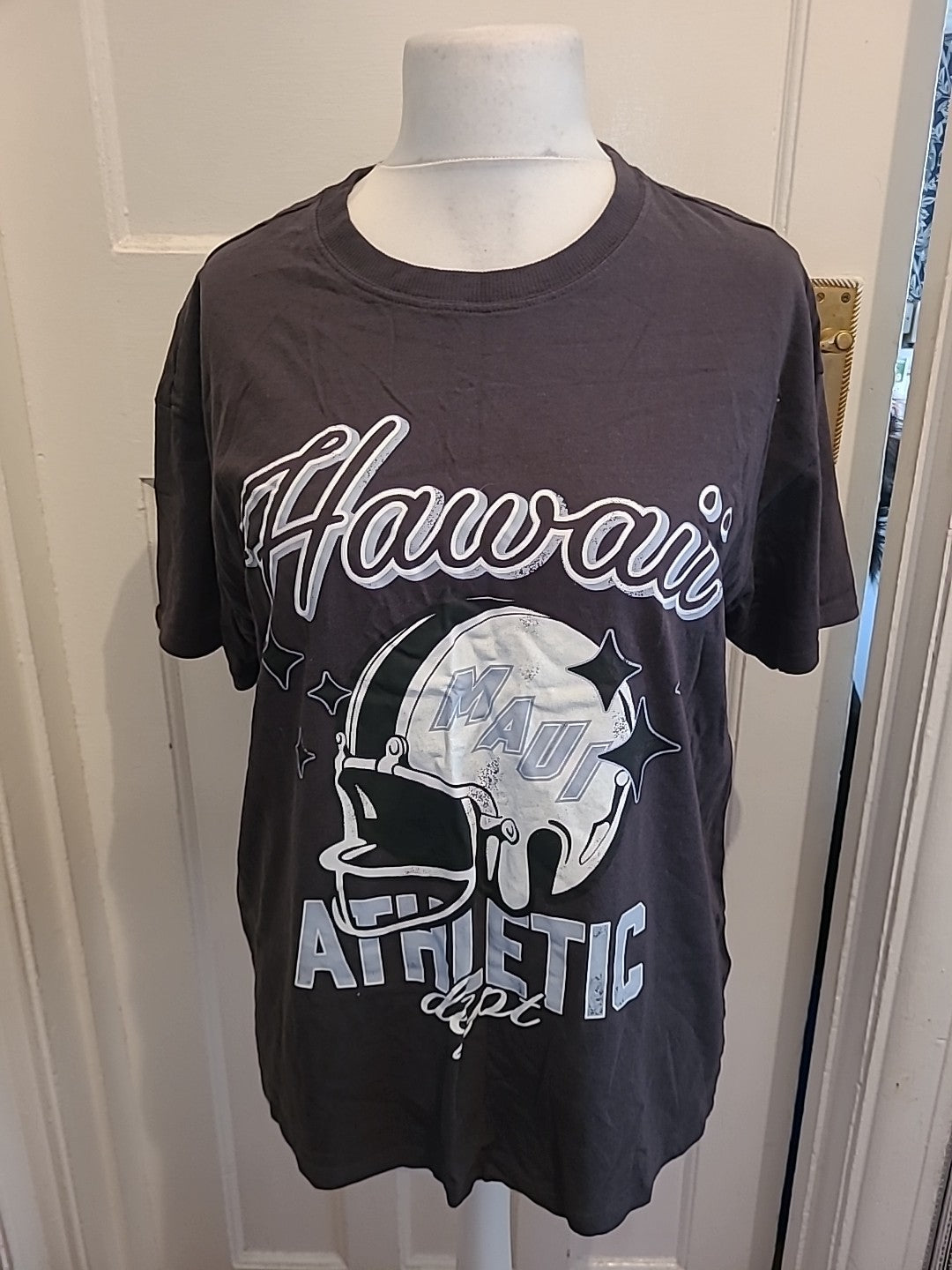 Mens Divided Size Large Black And Blue Printed Short Sleeved Tshirt