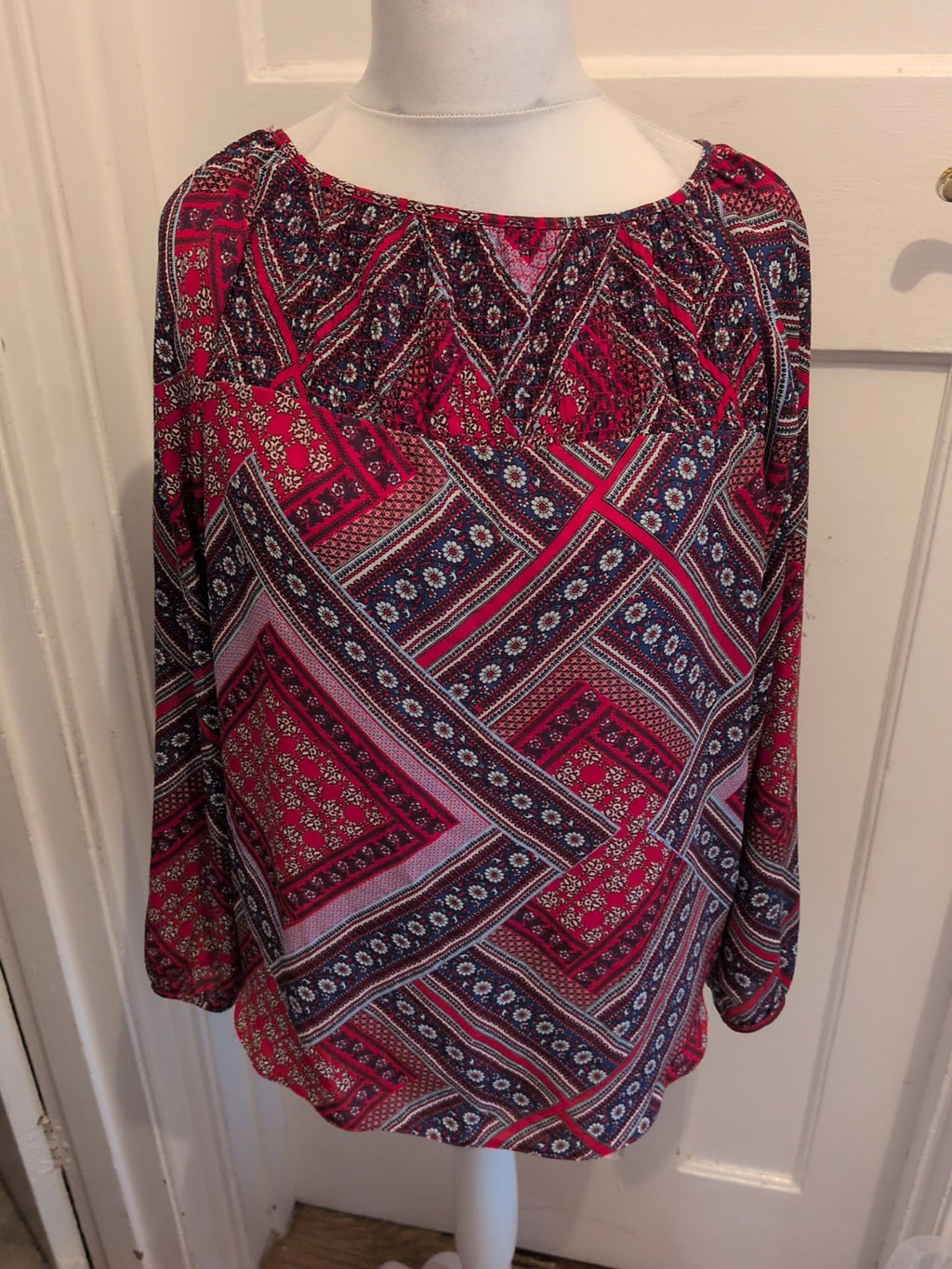 Dorothy Perkins 16 Red And Navy Aztec Long Sleeve Blouse