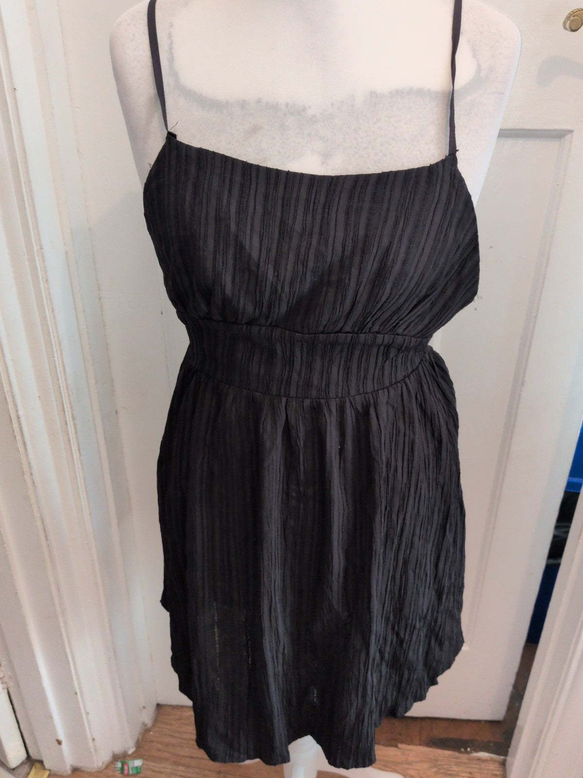 Shein Large Black Halterneck Open Back Knee Length Dress
