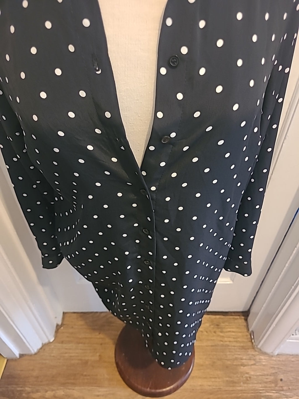 Ladies Peacocks Size 12 Black White Spotted Long Sleeve Blouse