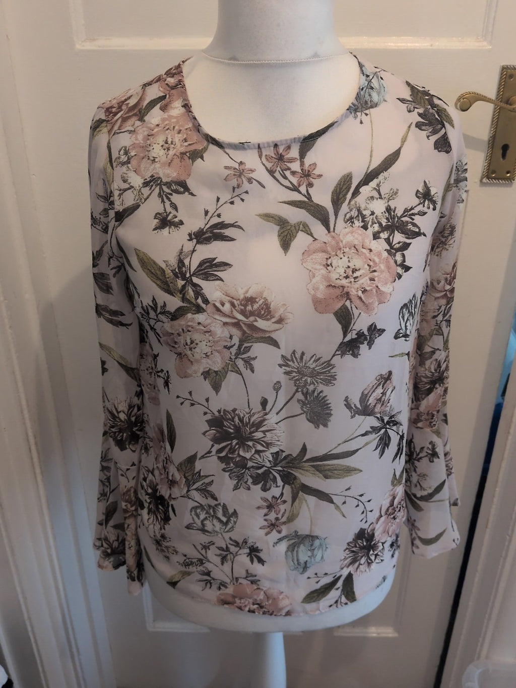 New Look 10 Pale Pink With Floral Long Sleeve Blouse