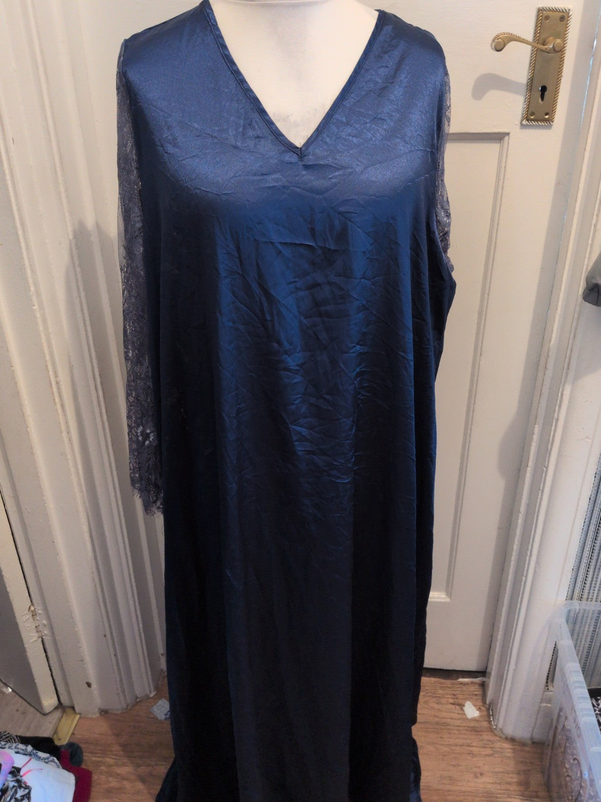 Shein Curve 2XL V Neck Navy Long Length Night Dress