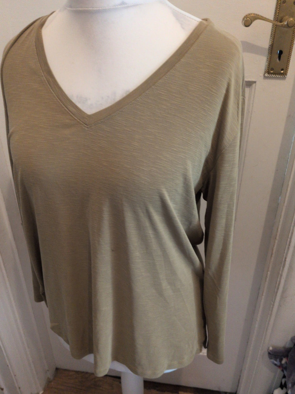 Per Una 16 Pale Khaki Long Sleeve V Neck Blouse